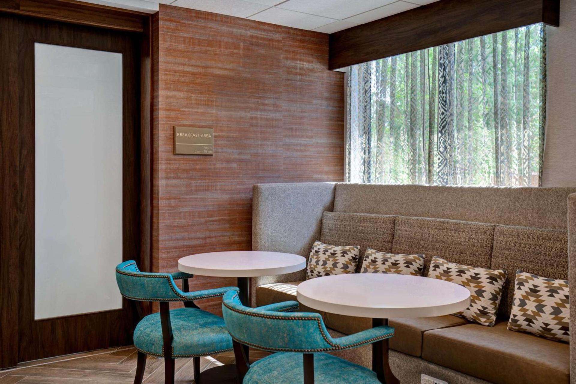 Hampton Inn Santa Fe South, NM photo 10