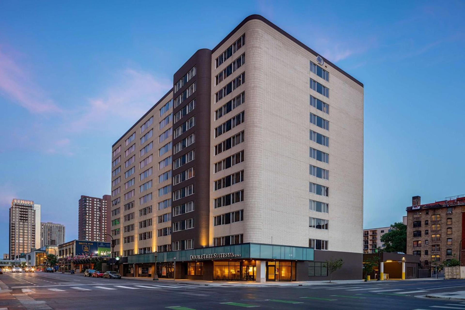 DoubleTree Suites by Hilton Minneapolis Downtown — hotel in Minneapolis