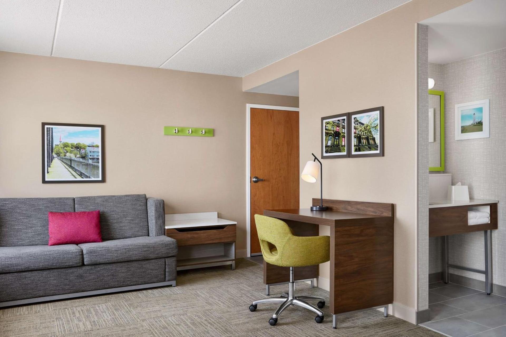 Hampton Inn & Suites West Haven photo 19