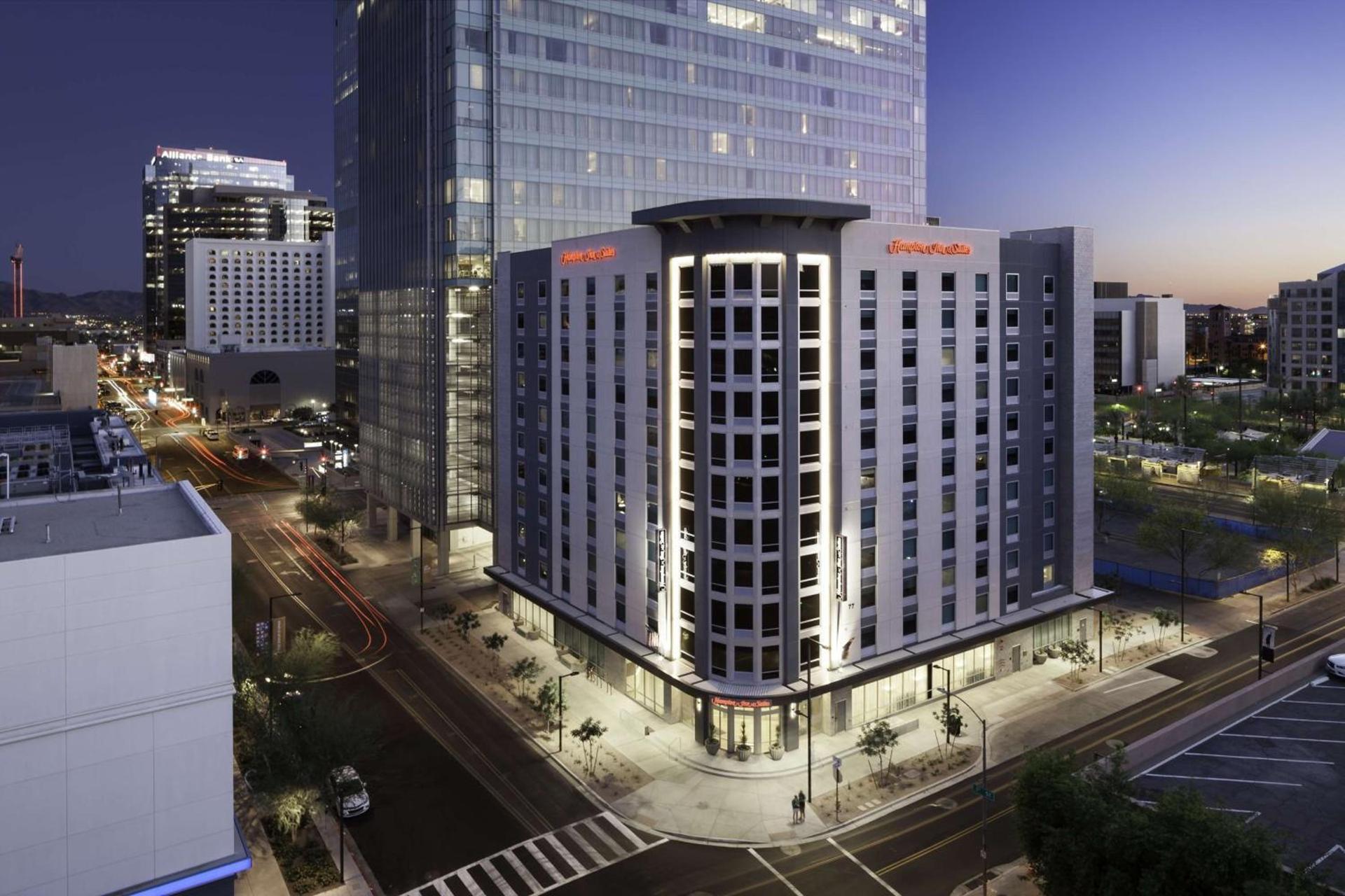 Hampton Inn & Suites Phoenix Downtown photo 1