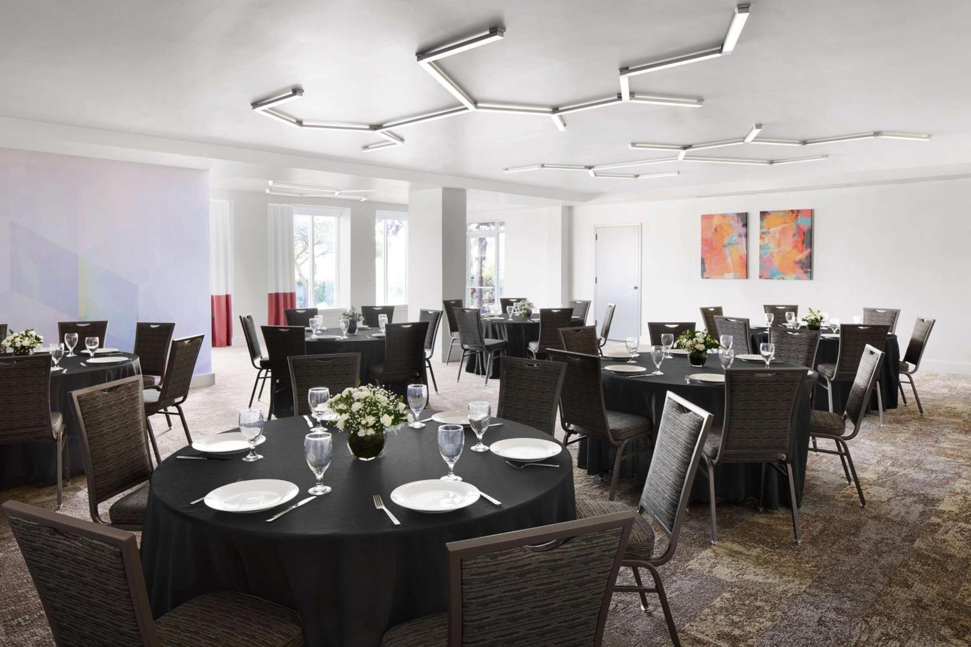 Hilton Garden Inn Denver South Park Meadows Area photo 23
