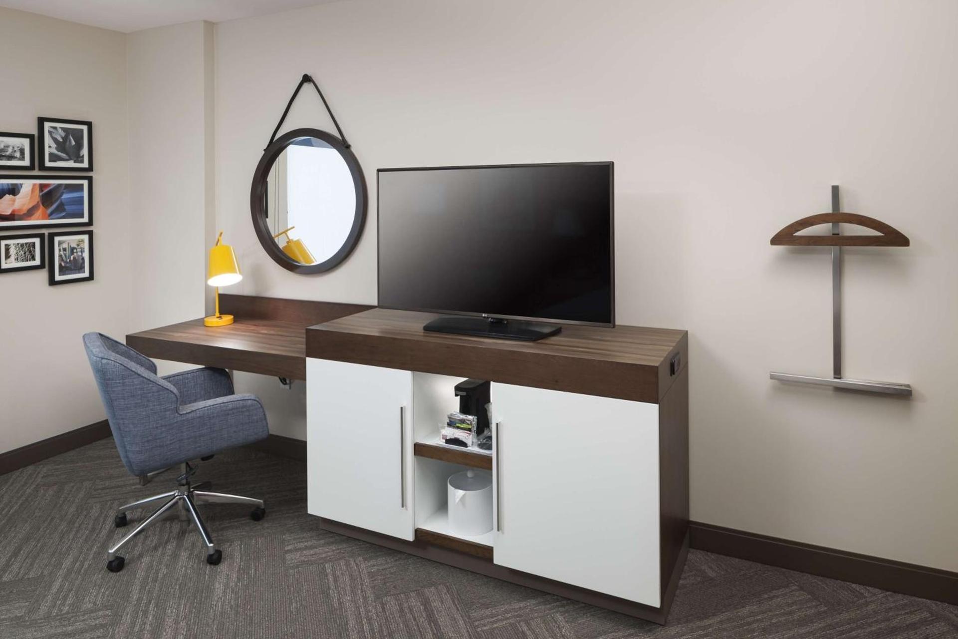 Hampton Inn & Suites Phoenix Downtown photo 16