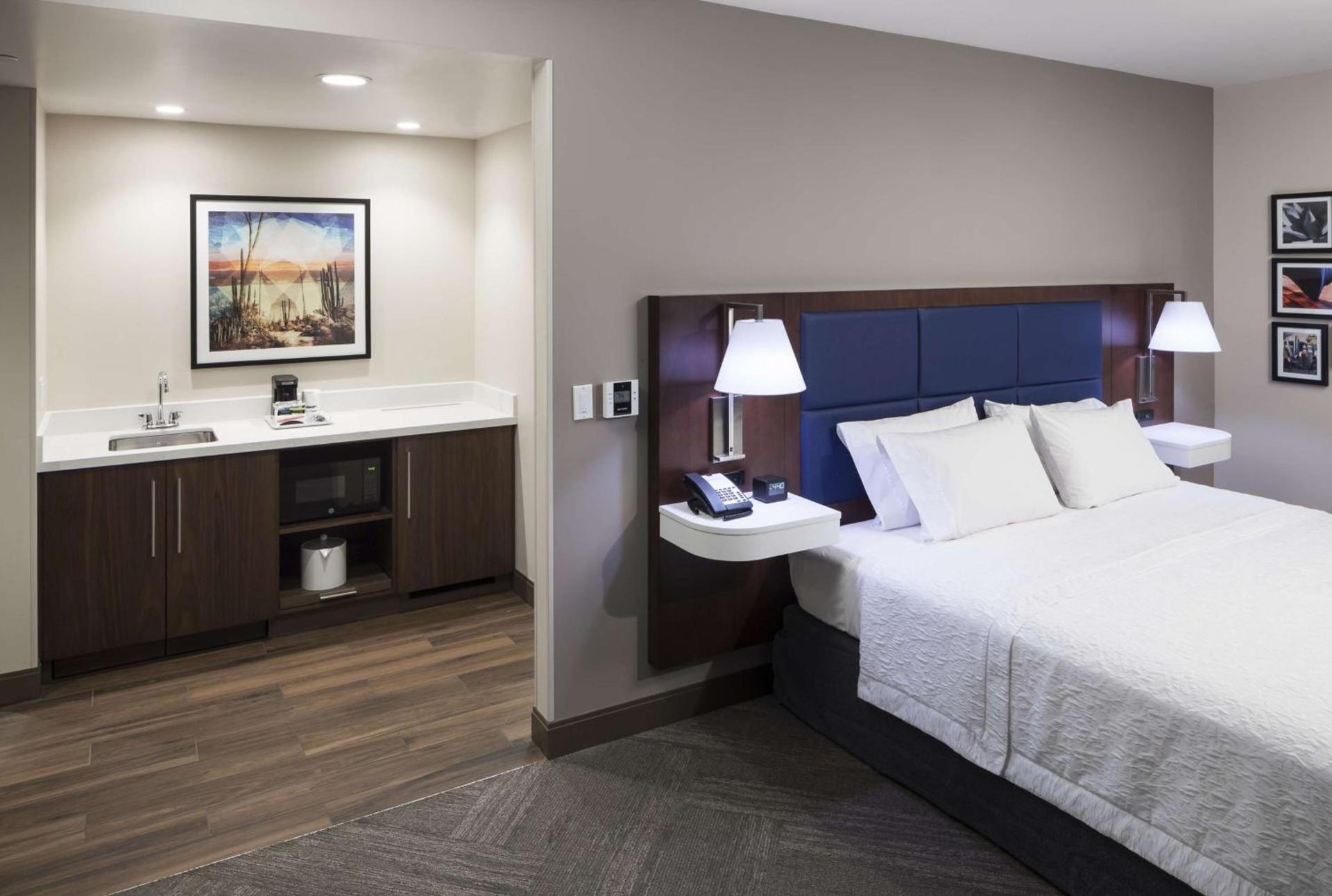 Hampton Inn & Suites Phoenix Downtown photo 24
