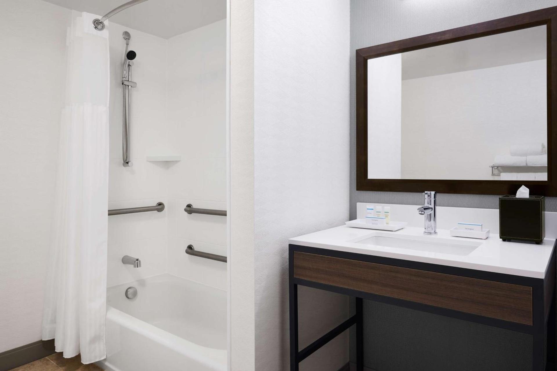 Hilton Garden Inn Providence Airport/Warwick photo 12