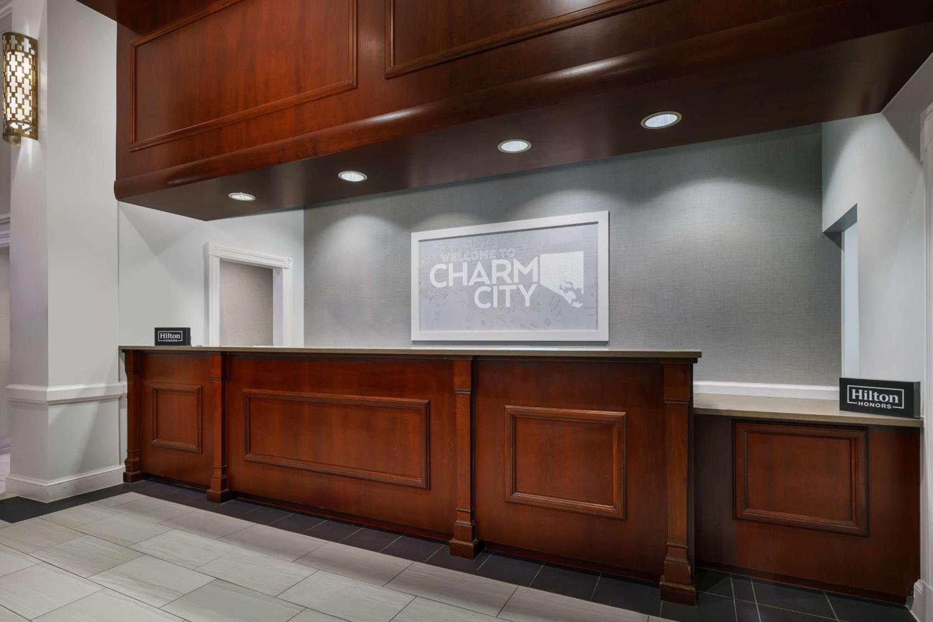 Hampton Inn & Suites Baltimore Inner Harbor photo 5
