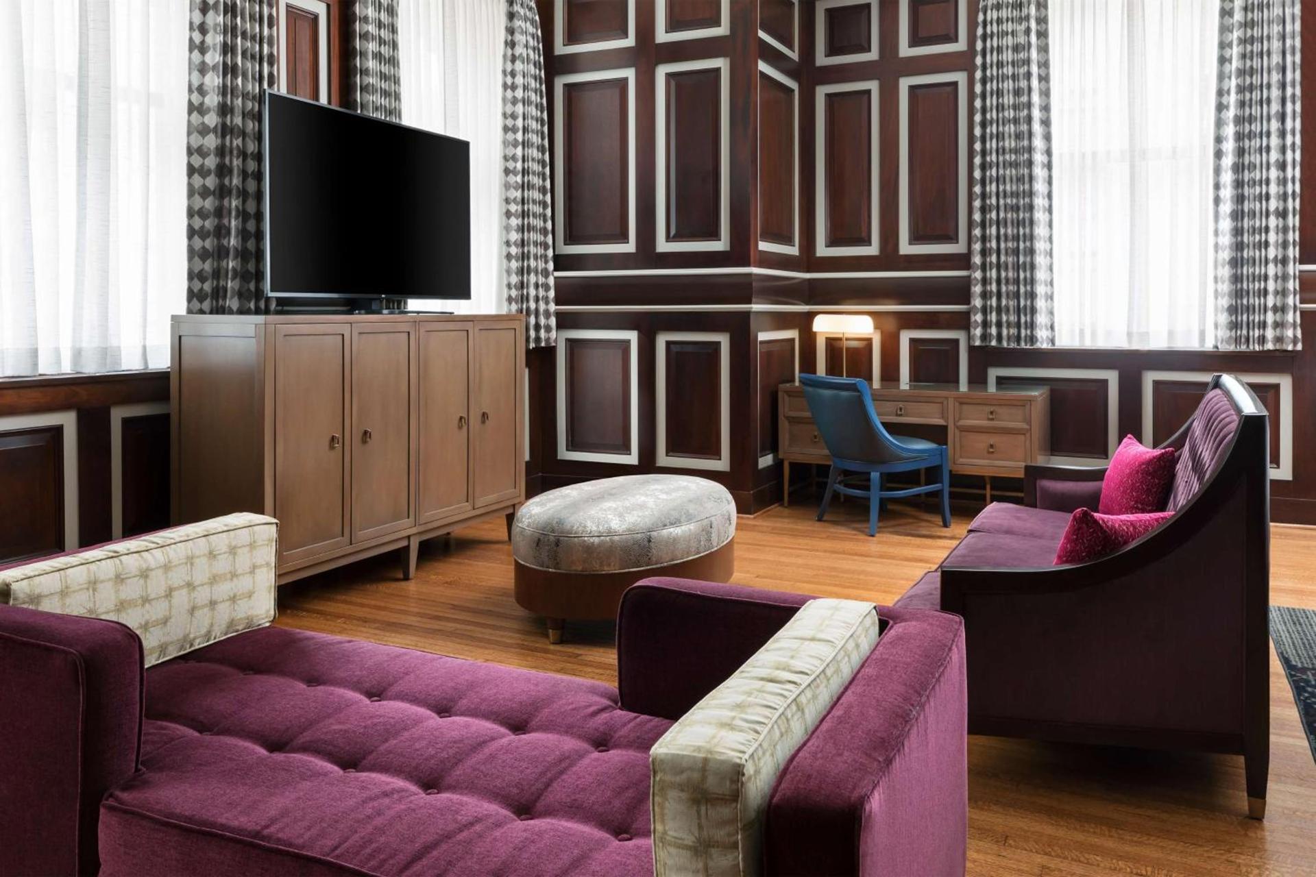 Hampton Inn & Suites Baltimore Inner Harbor photo 12