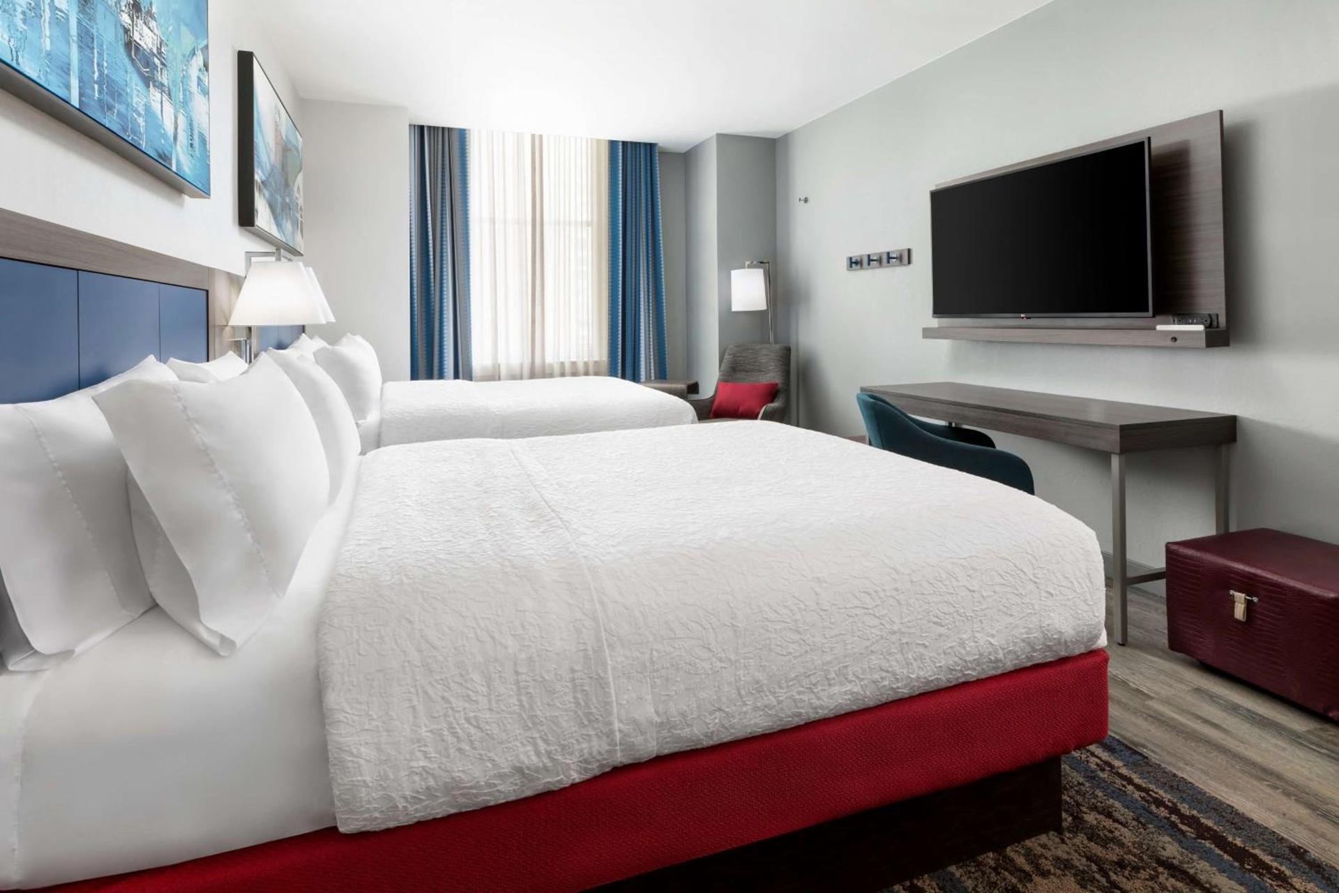 Hampton Inn & Suites Baltimore Inner Harbor photo 22