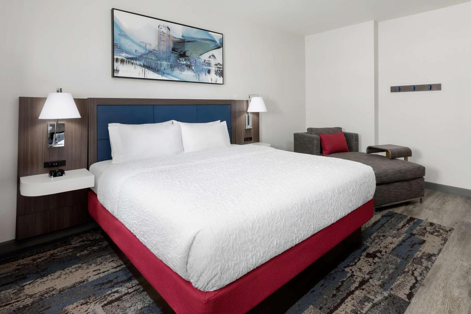 Hampton Inn & Suites Baltimore Inner Harbor photo 30