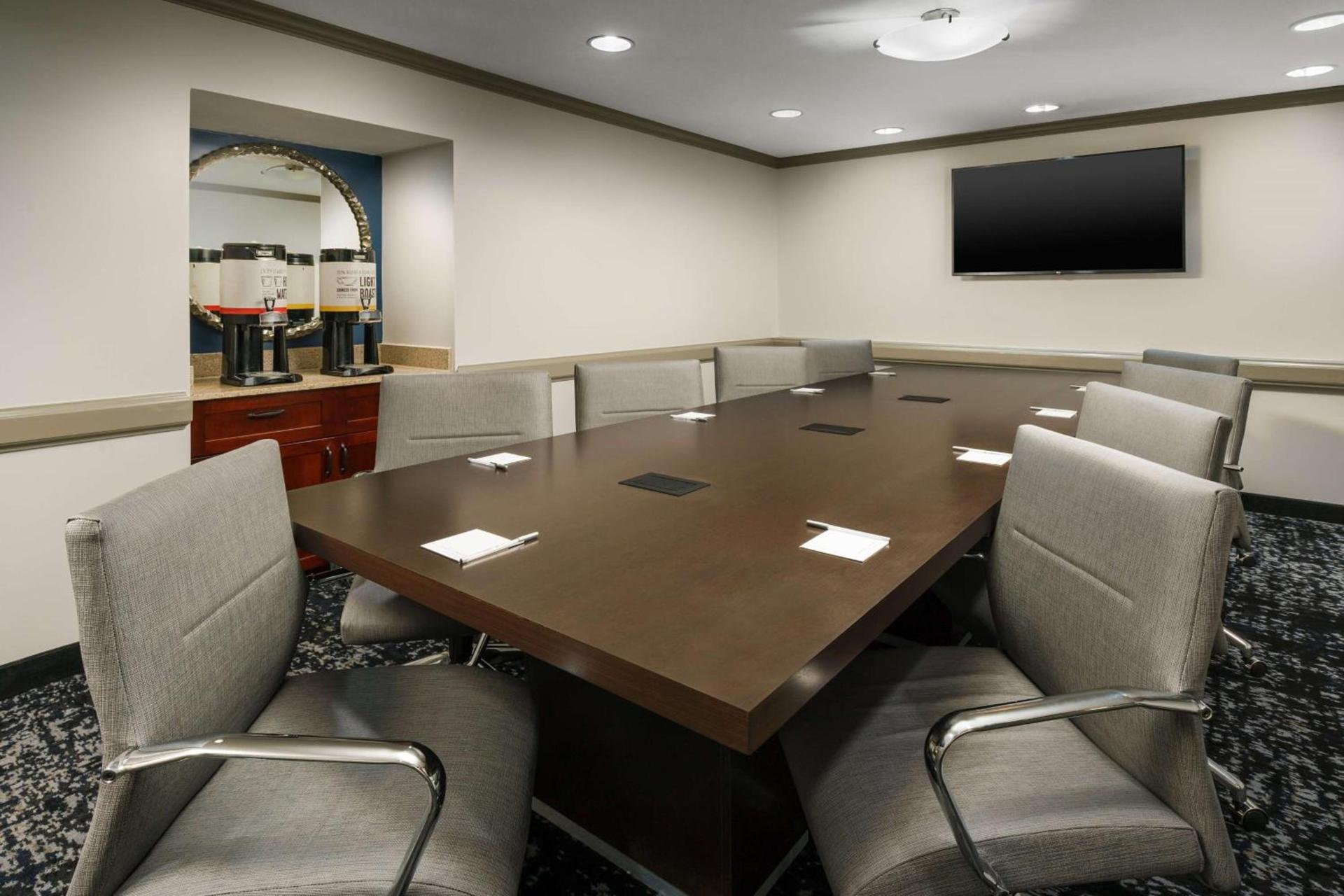 Hampton Inn & Suites Baltimore Inner Harbor photo 34
