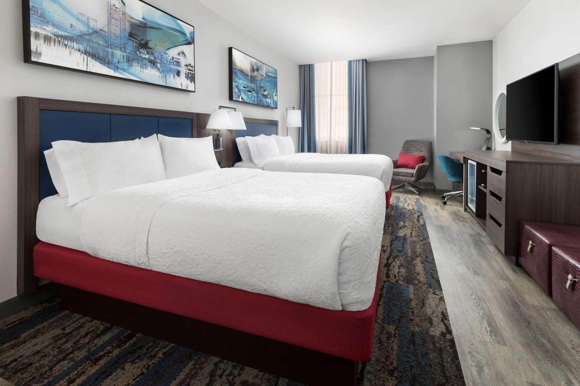Hampton Inn & Suites Baltimore Inner Harbor photo 36