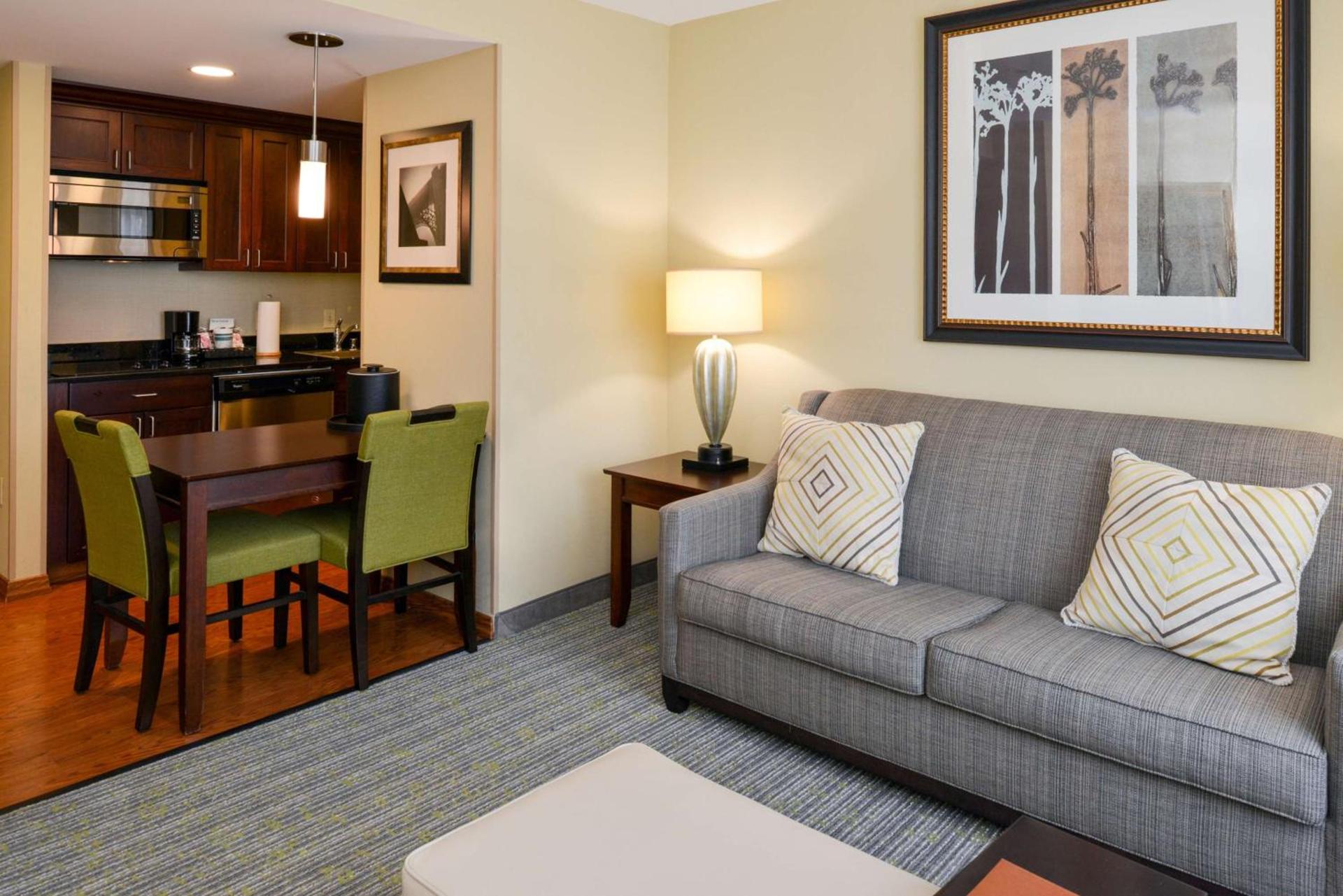 Homewood Suites by Hilton Fresno photo 28