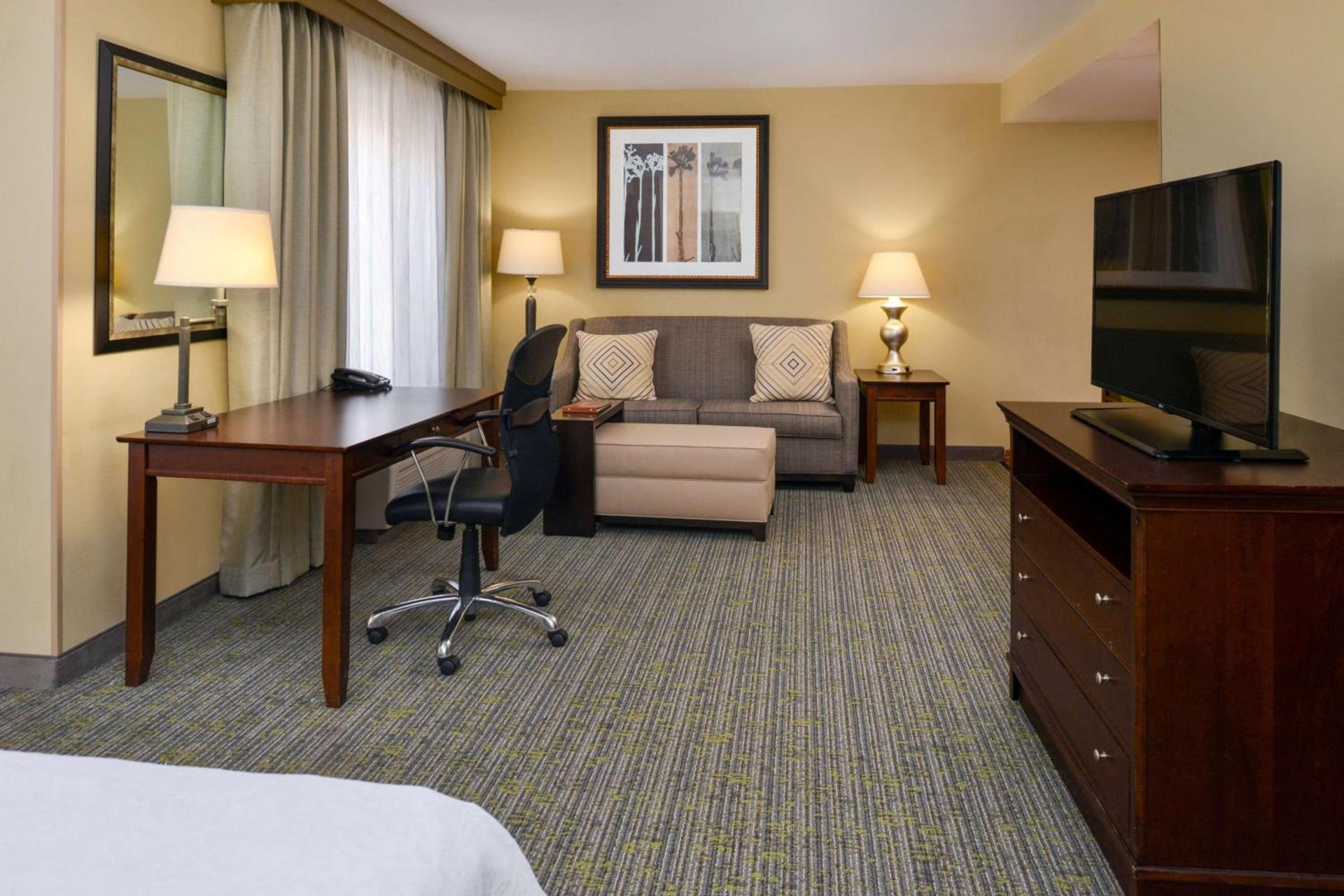 Homewood Suites by Hilton Fresno photo 37