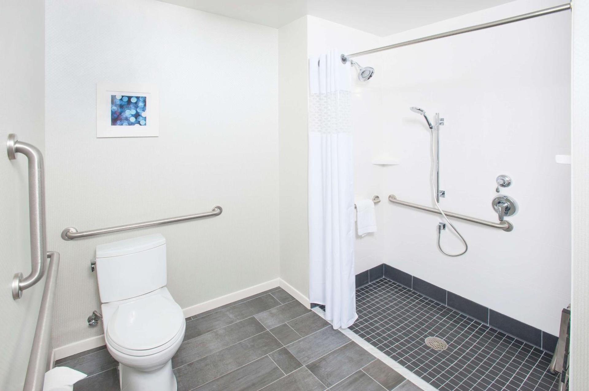 Hampton Inn & Suites LAX El Segundo photo 20