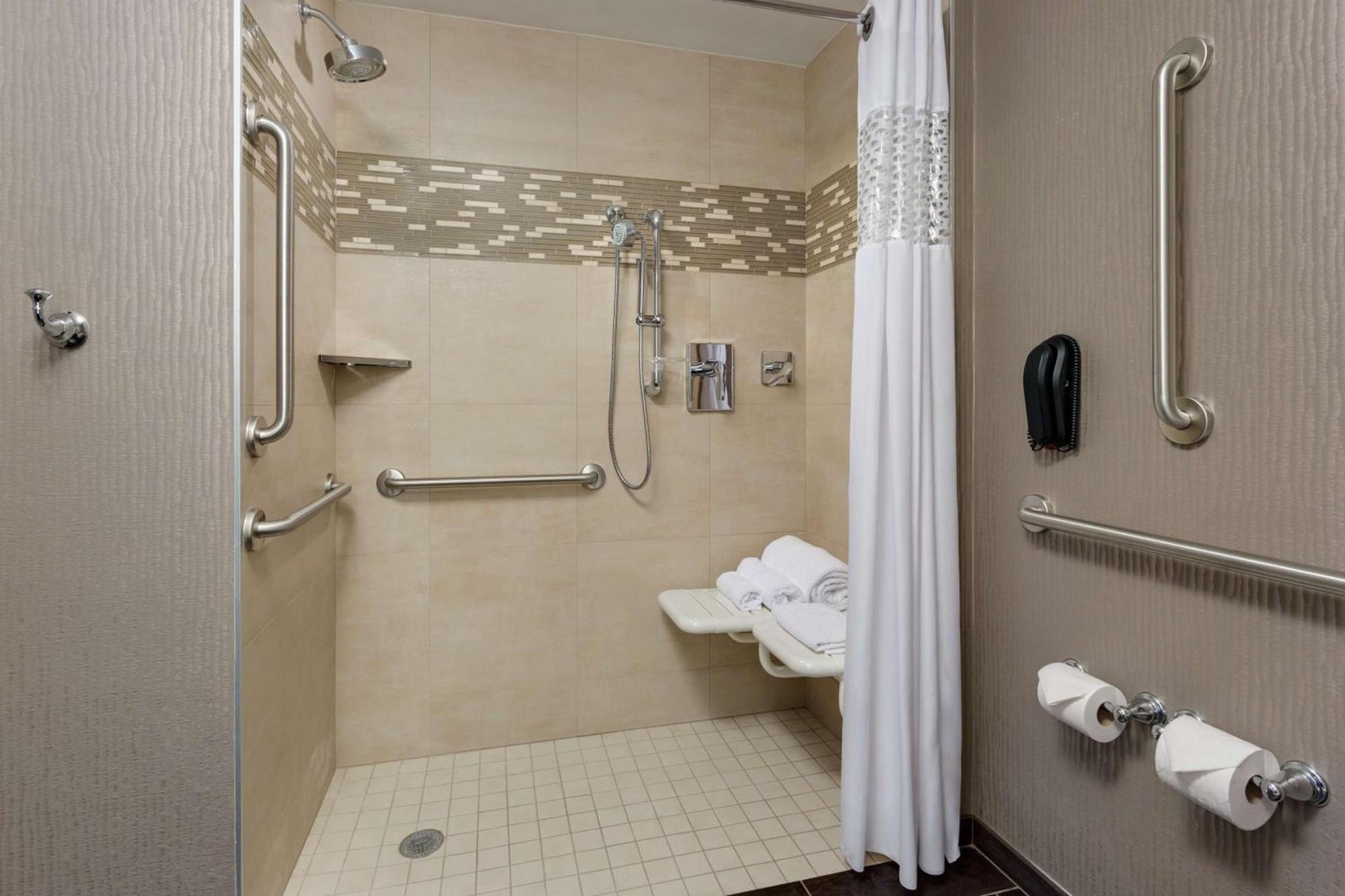 Hampton Inn Times Square Central photo 13