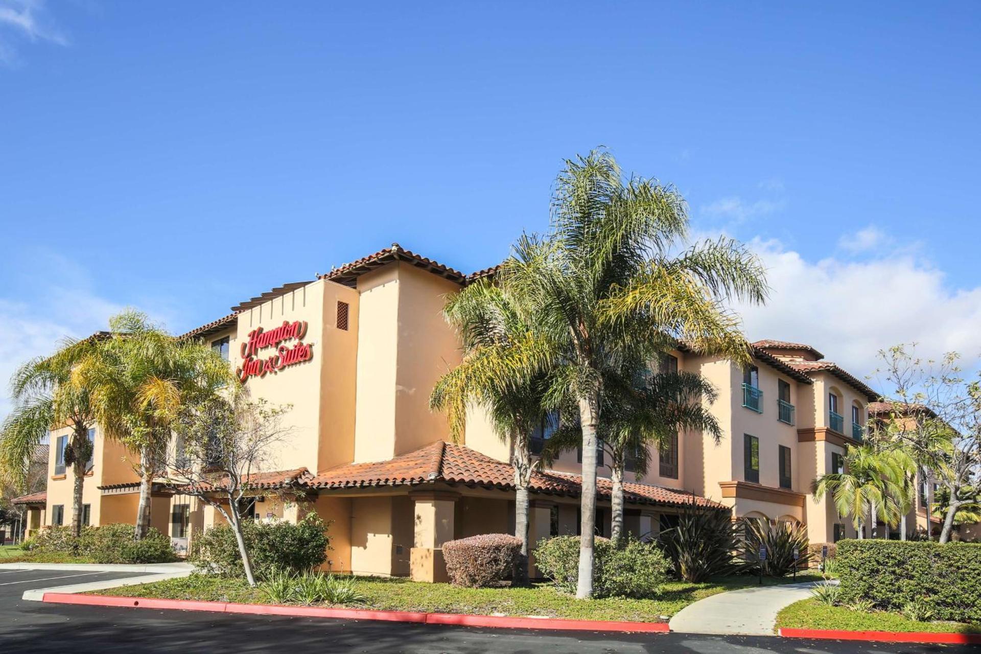 Hampton Inn & Suites Camarillo photo 2