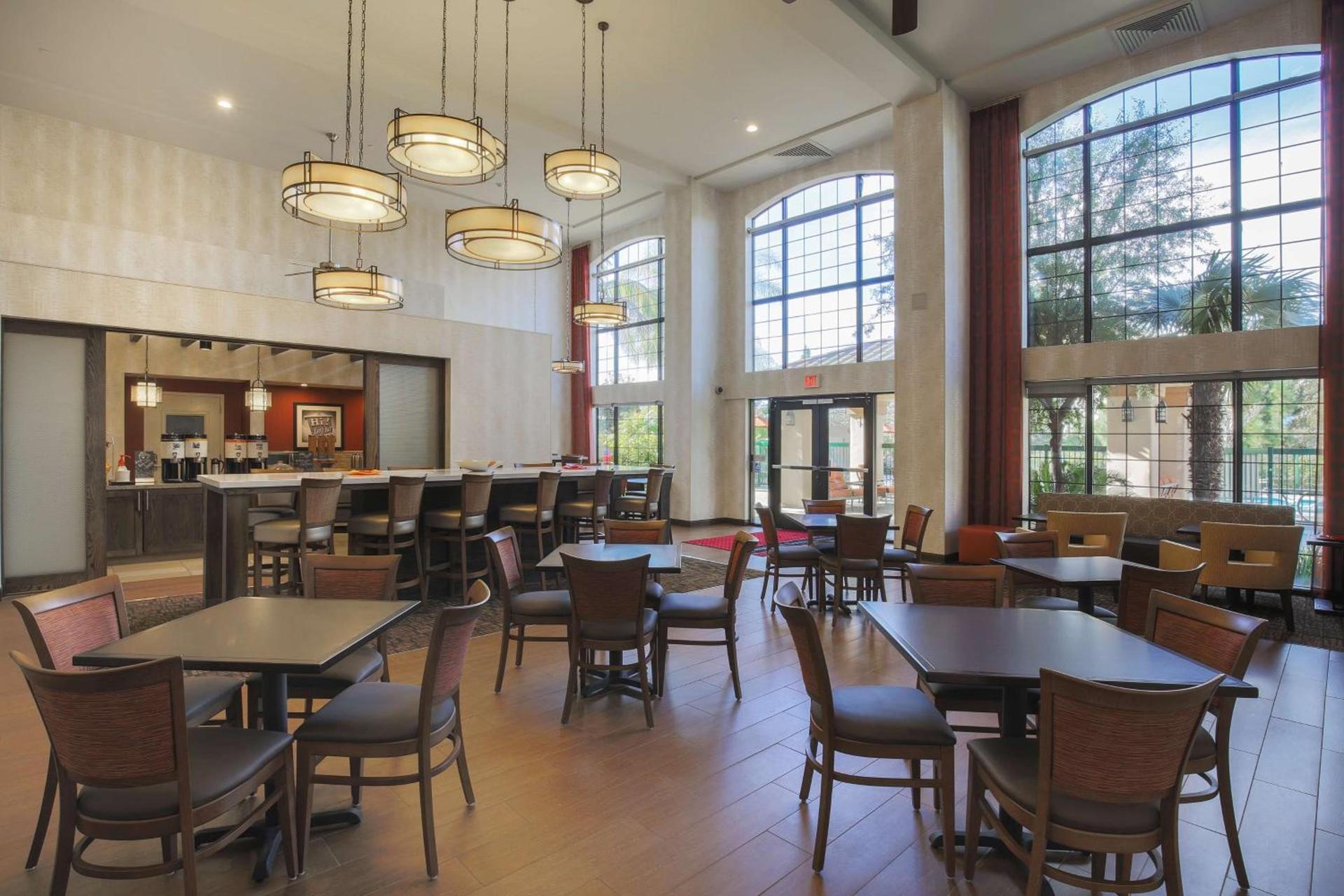 Hampton Inn & Suites Camarillo photo 11