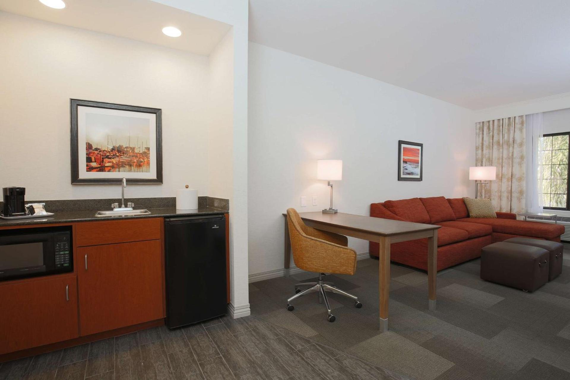 Hampton Inn & Suites Camarillo photo 47