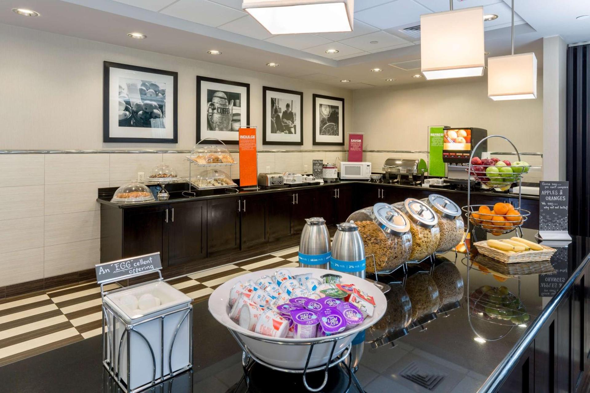 Hampton Inn & Suites San Diego-Poway photo 7