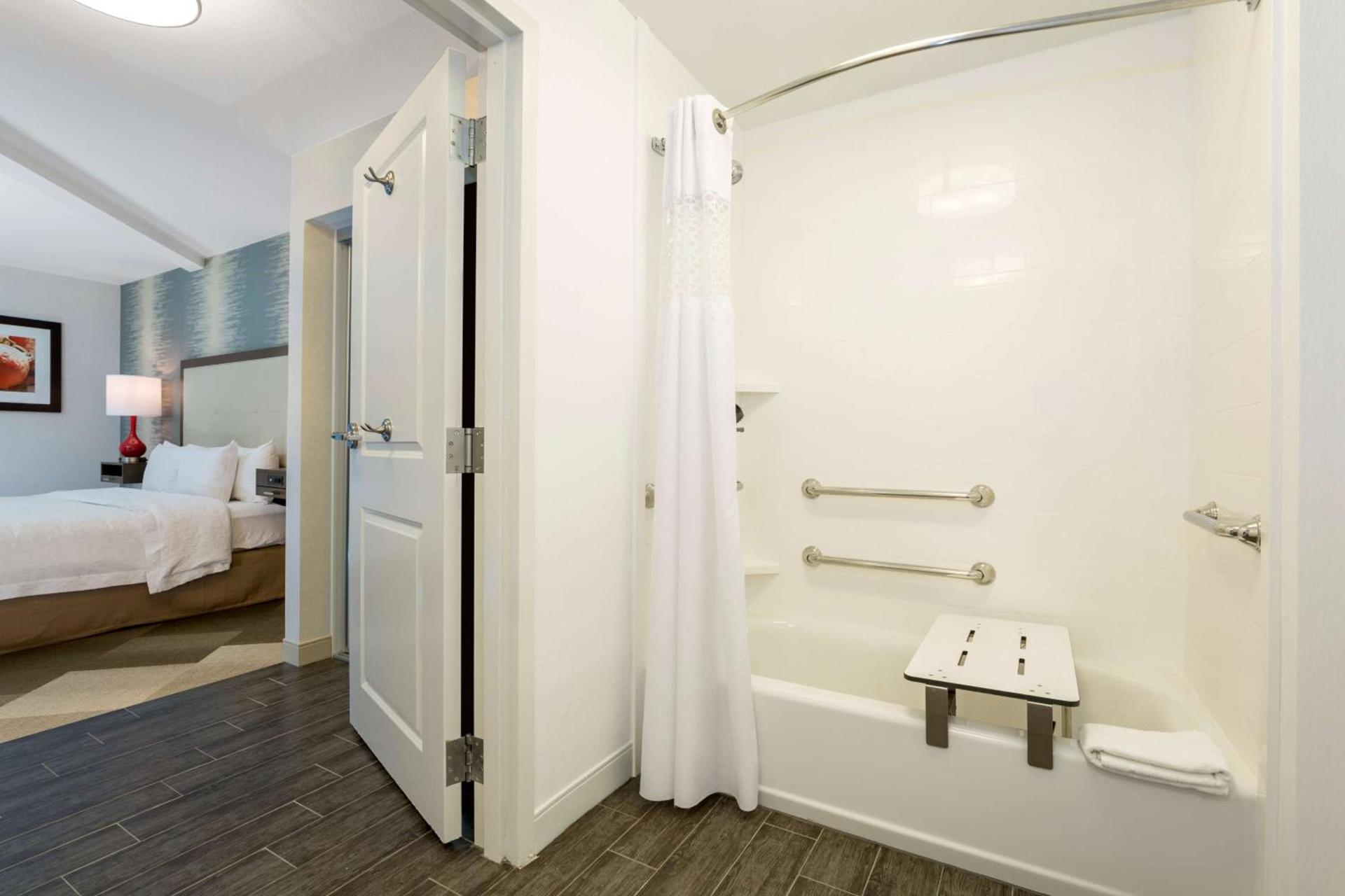 Hampton Inn & Suites San Diego-Poway photo 13