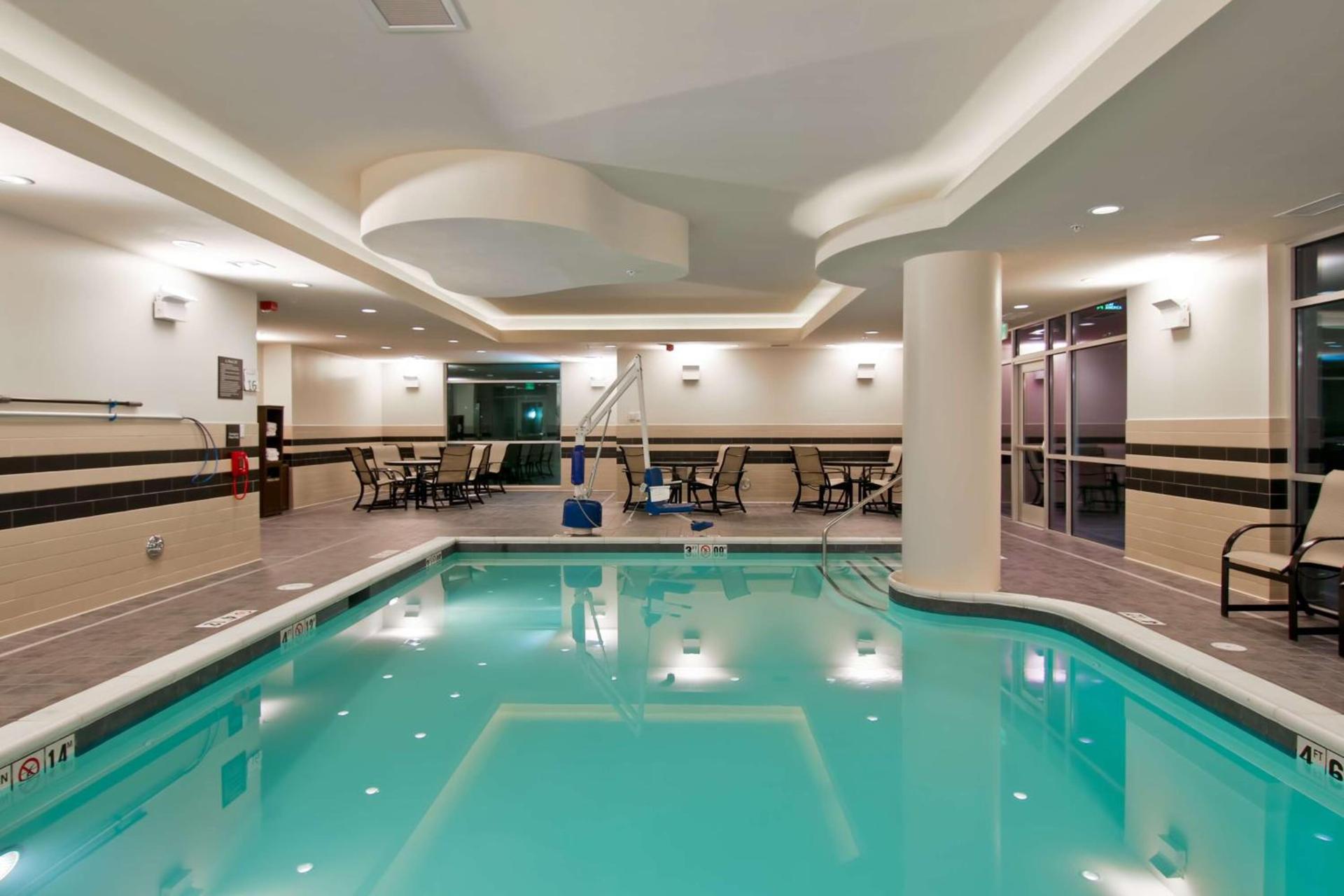 Hampton Inn & Suites Bellevue Downtown/Seattle photo 12