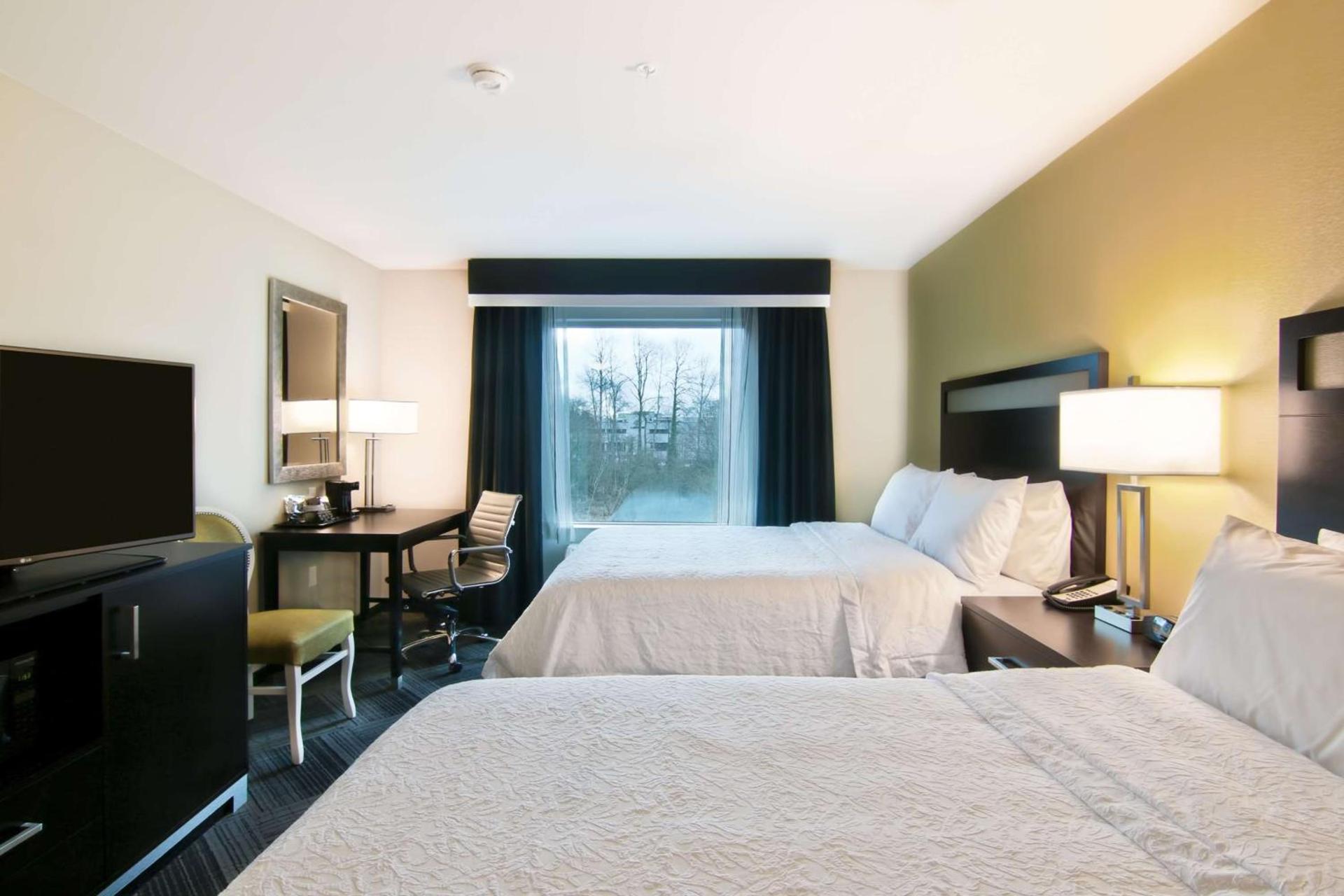 Hampton Inn & Suites Bellevue Downtown/Seattle photo 28
