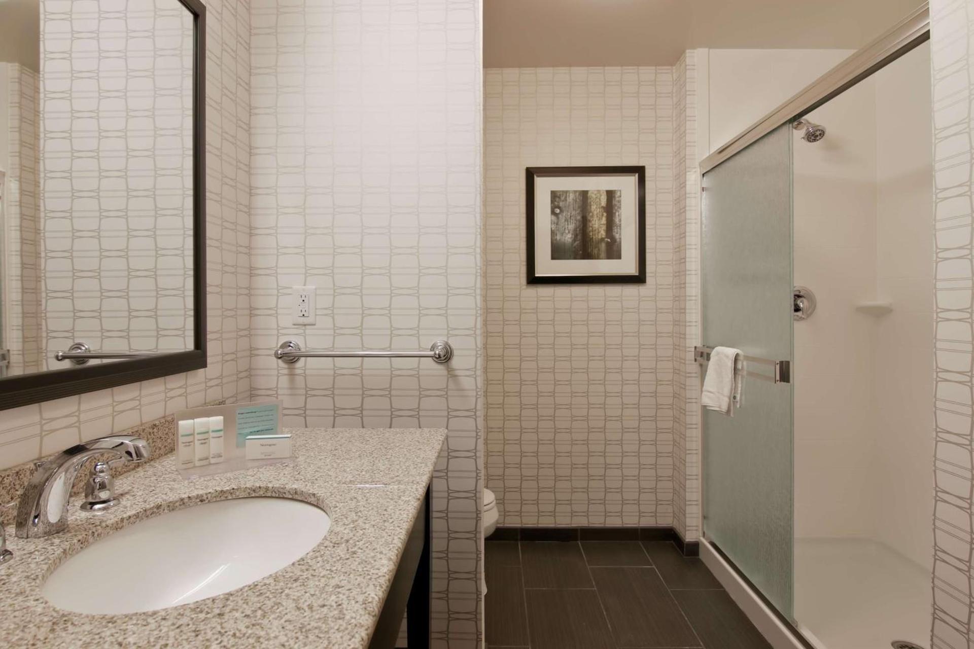 Hampton Inn & Suites Bellevue Downtown/Seattle photo 36