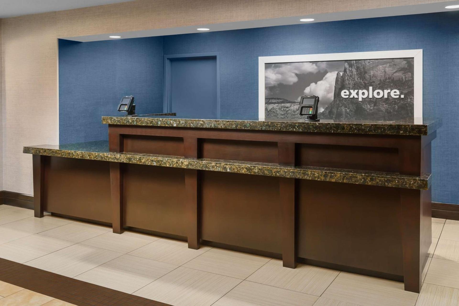 Hampton Inn & Suites Thousand Oaks photo 4