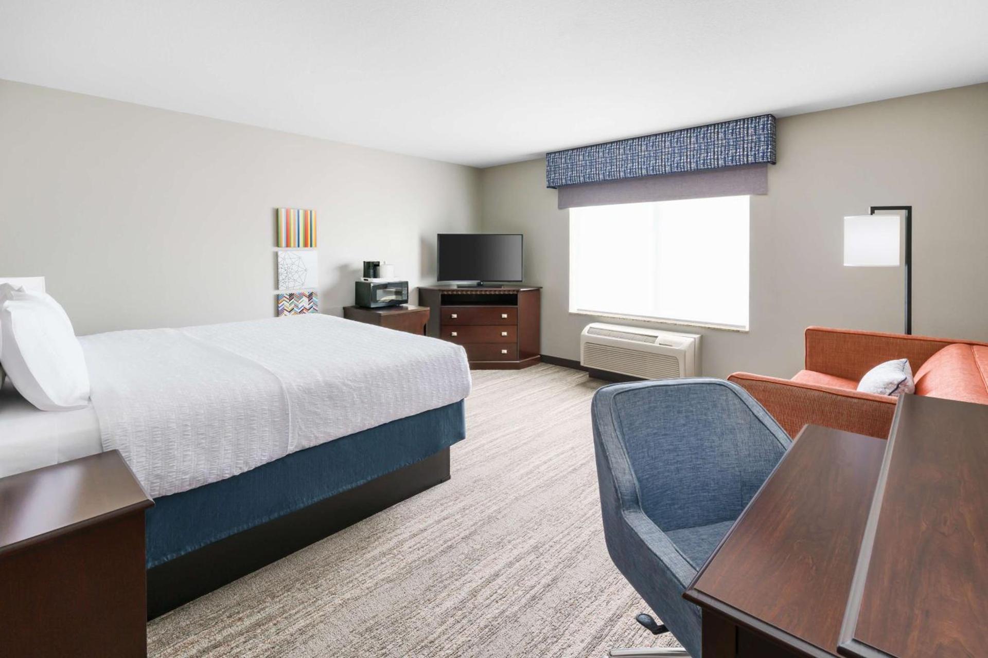 Hampton Inn & Suites Thousand Oaks photo 14
