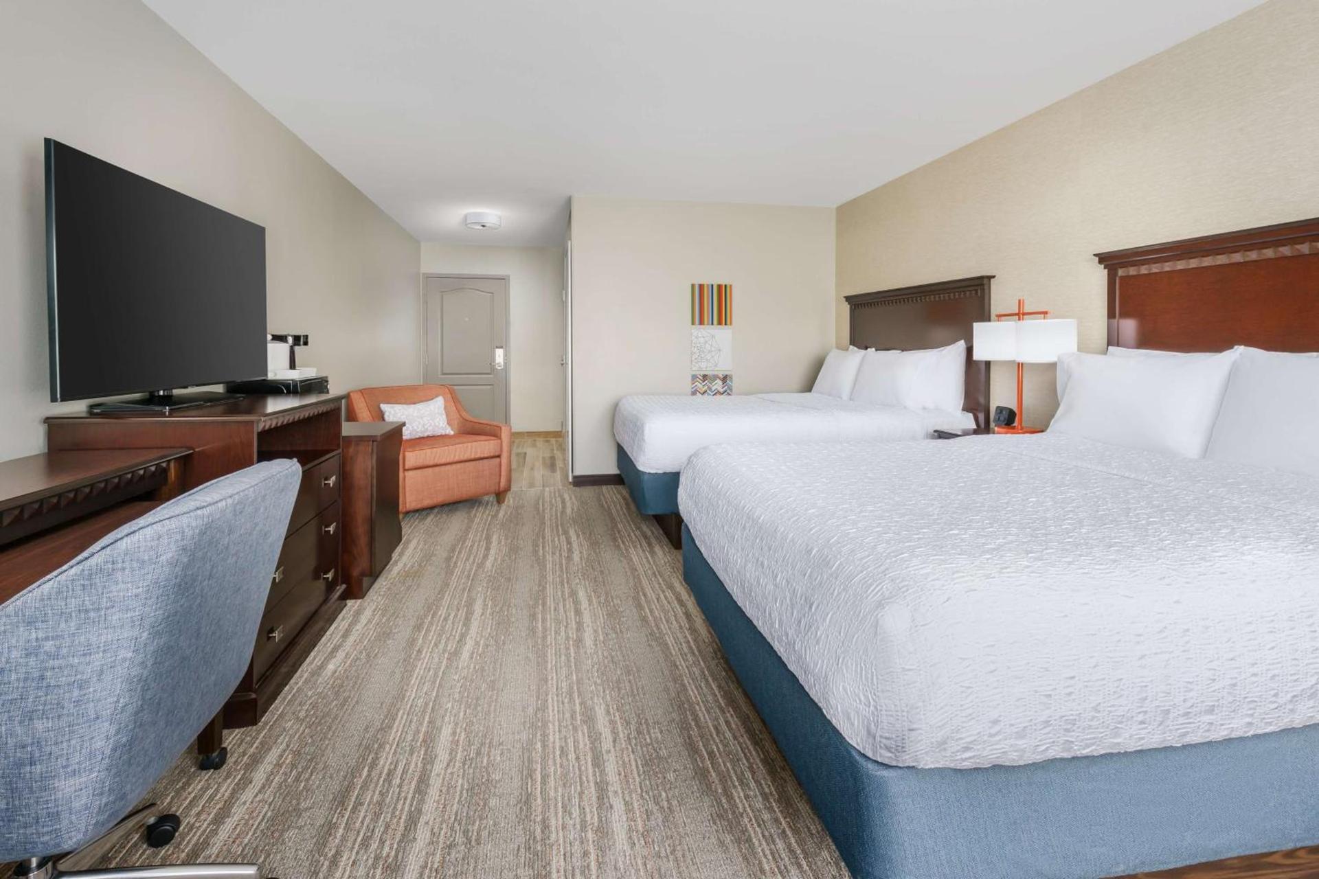 Hampton Inn & Suites Thousand Oaks photo 21