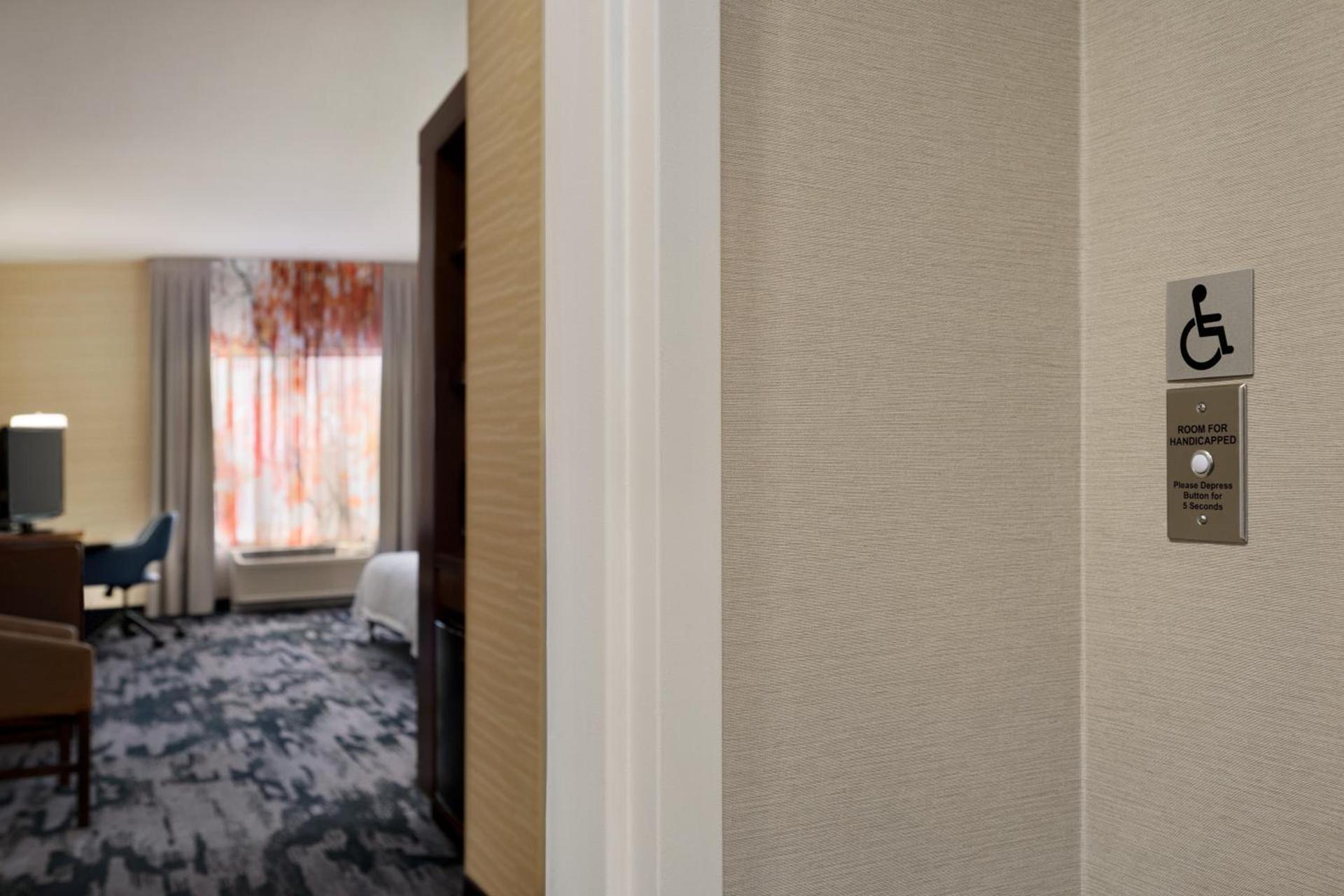 Fairfield Inn & Suites by Marriott Hershey Chocolate Avenue photo 5