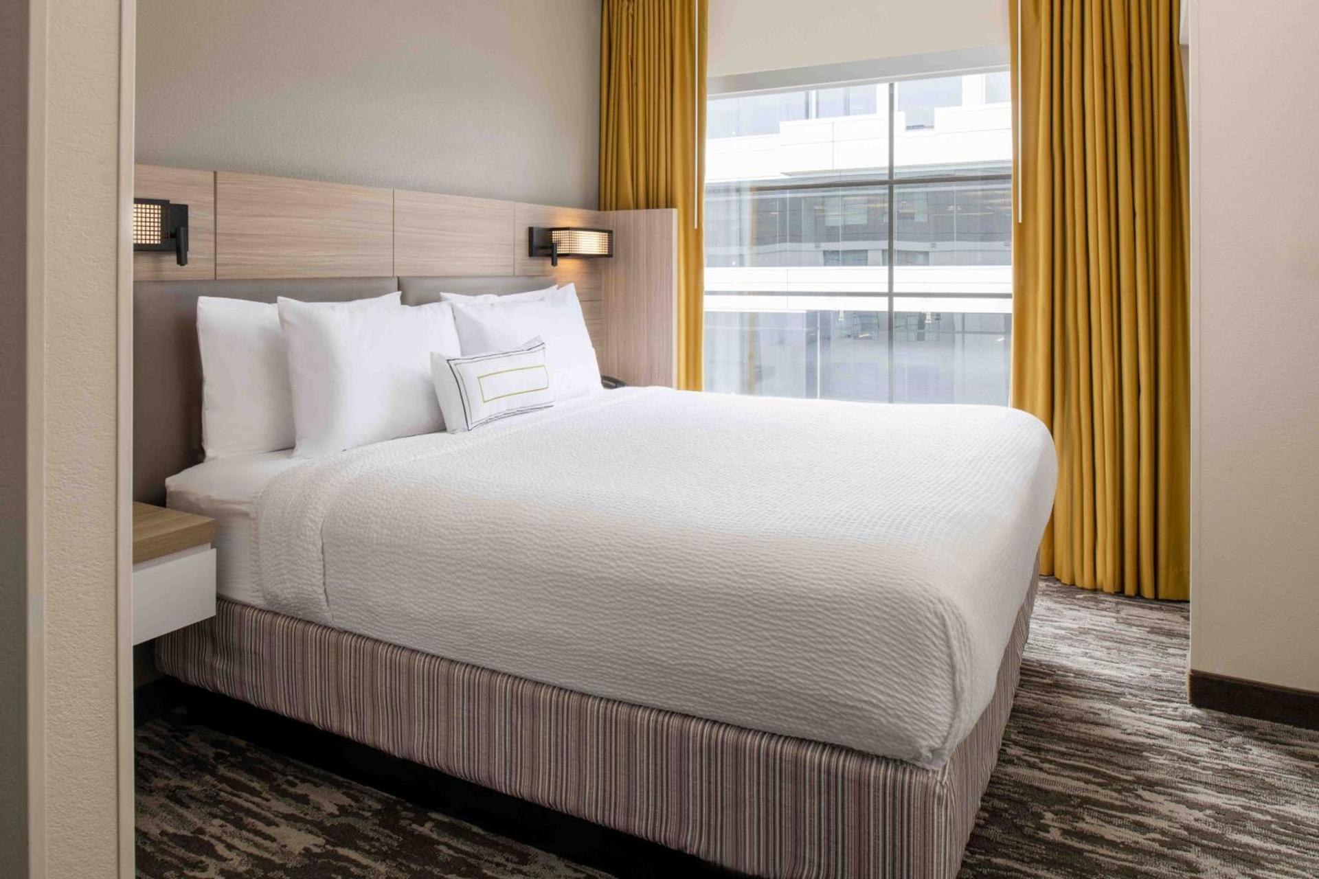 SpringHill Suites Seattle Downtown, South Lake Union photo 4