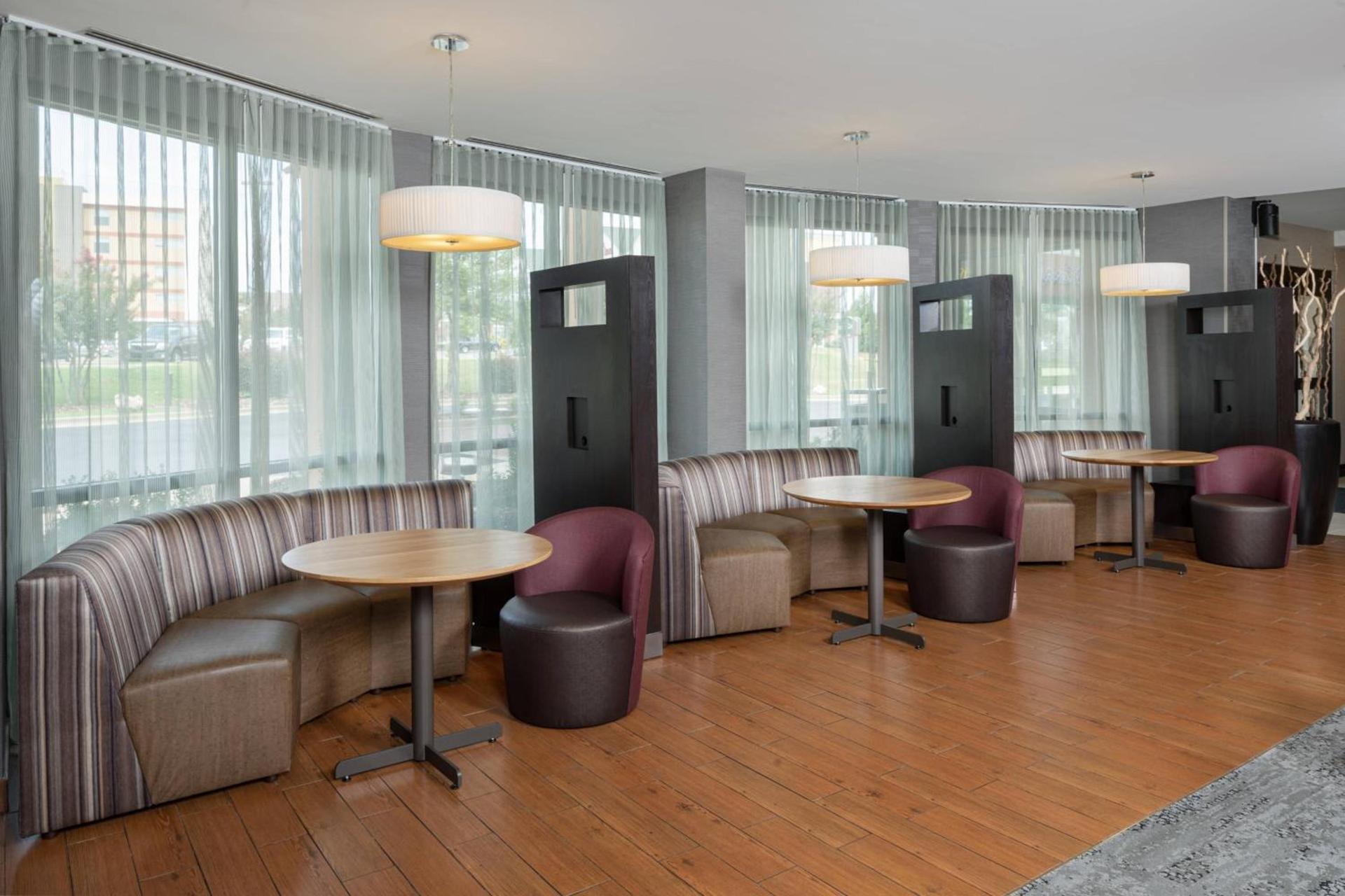 Courtyard by Marriott Anniston Oxford photo 34