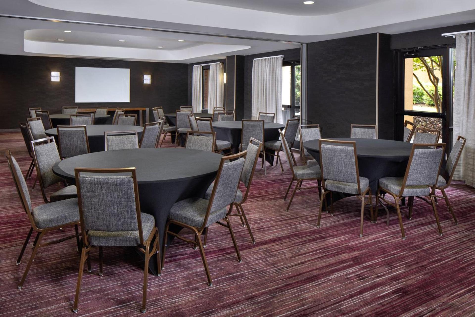 Courtyard by Marriott Anniston Oxford photo 43