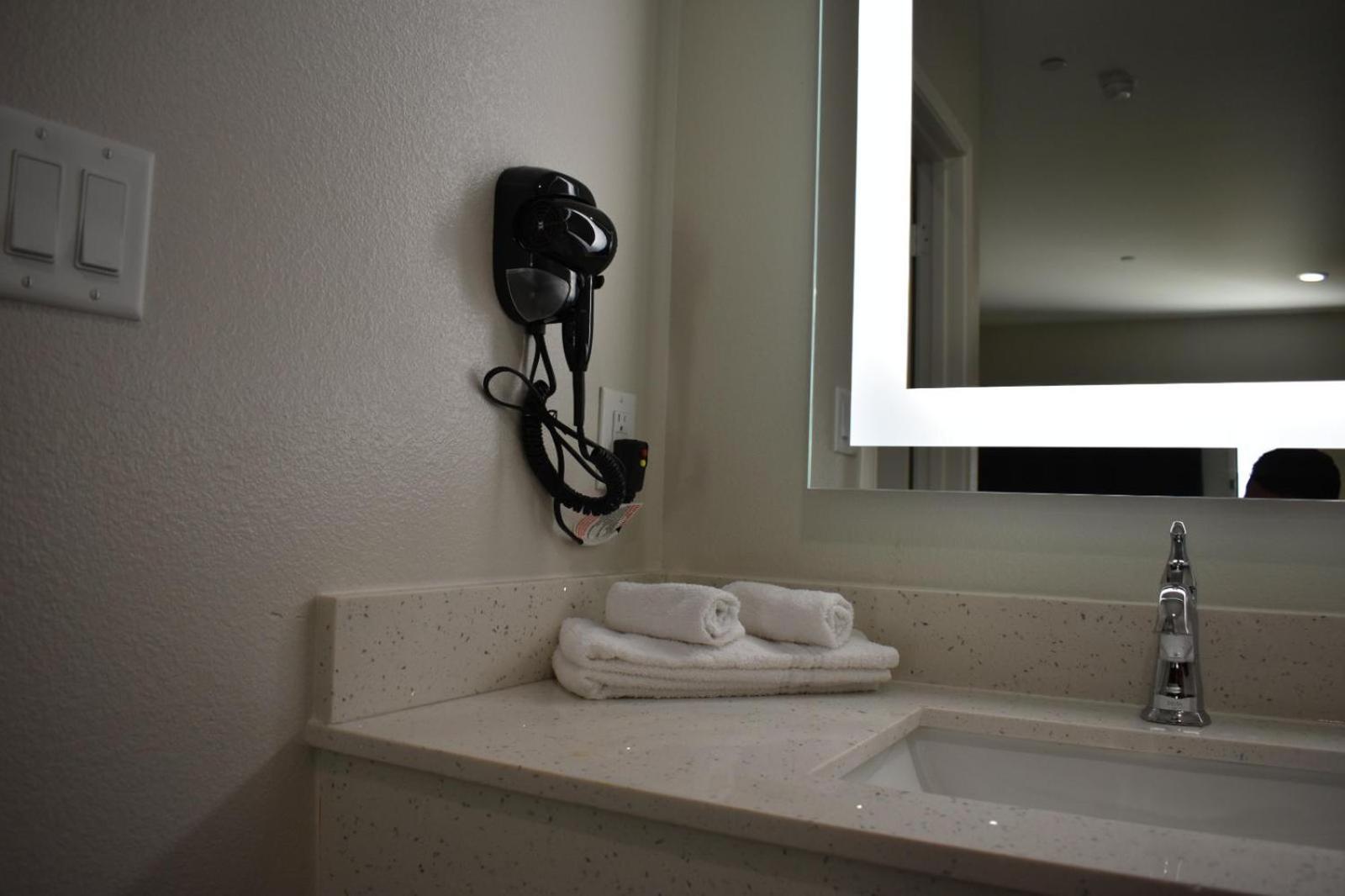 Blue Star Inn photo 9