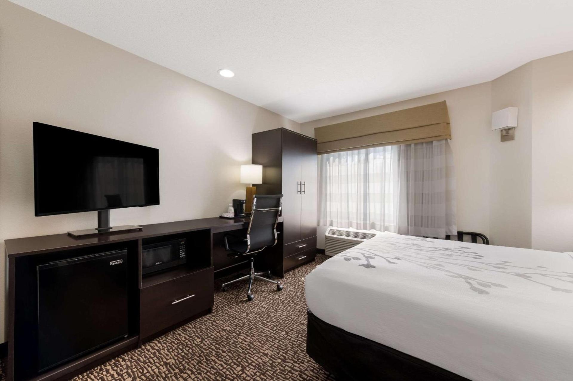 Sleep Inn Kernersville I-40 photo 13