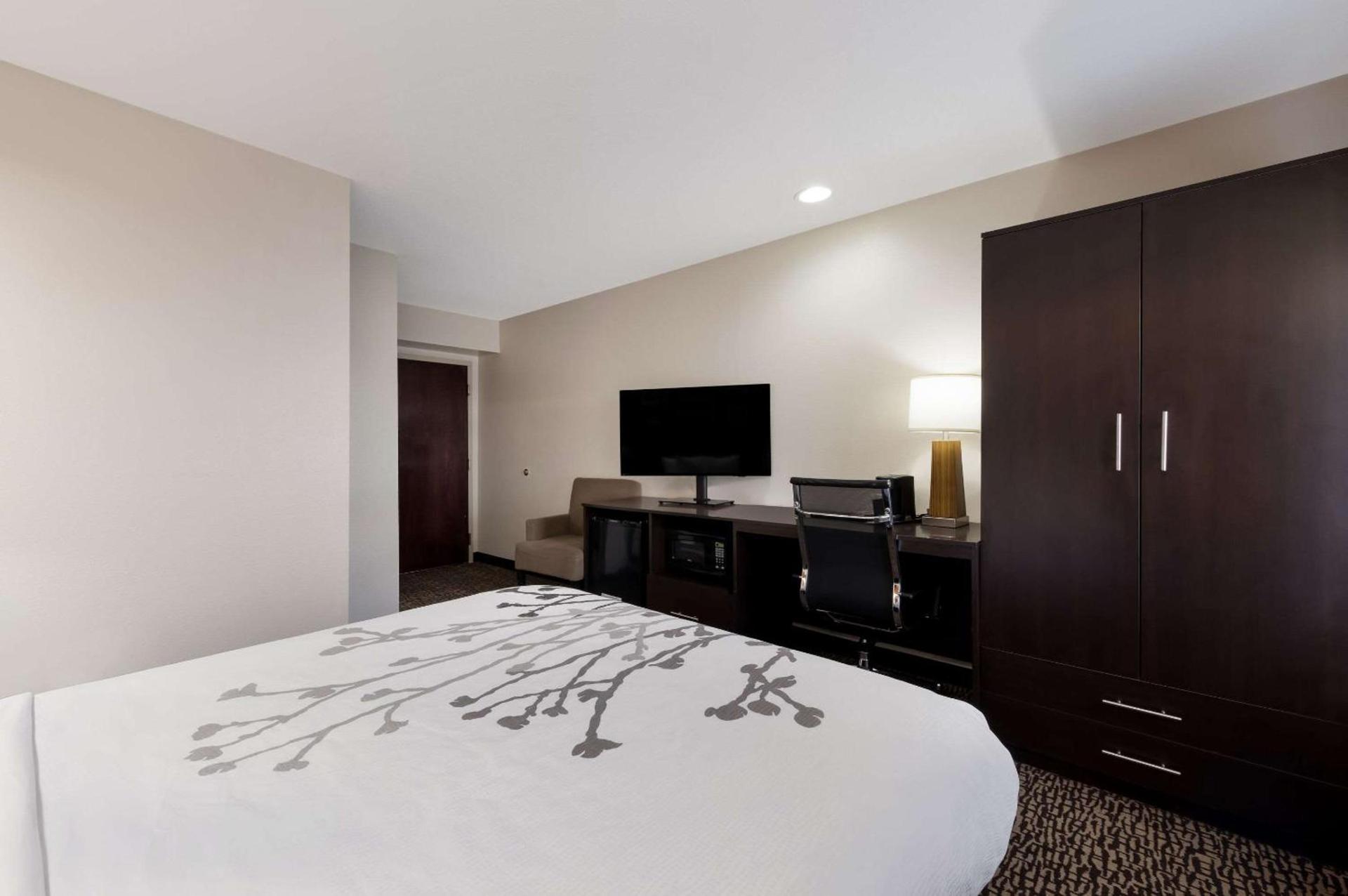 Sleep Inn Kernersville I-40 photo 23