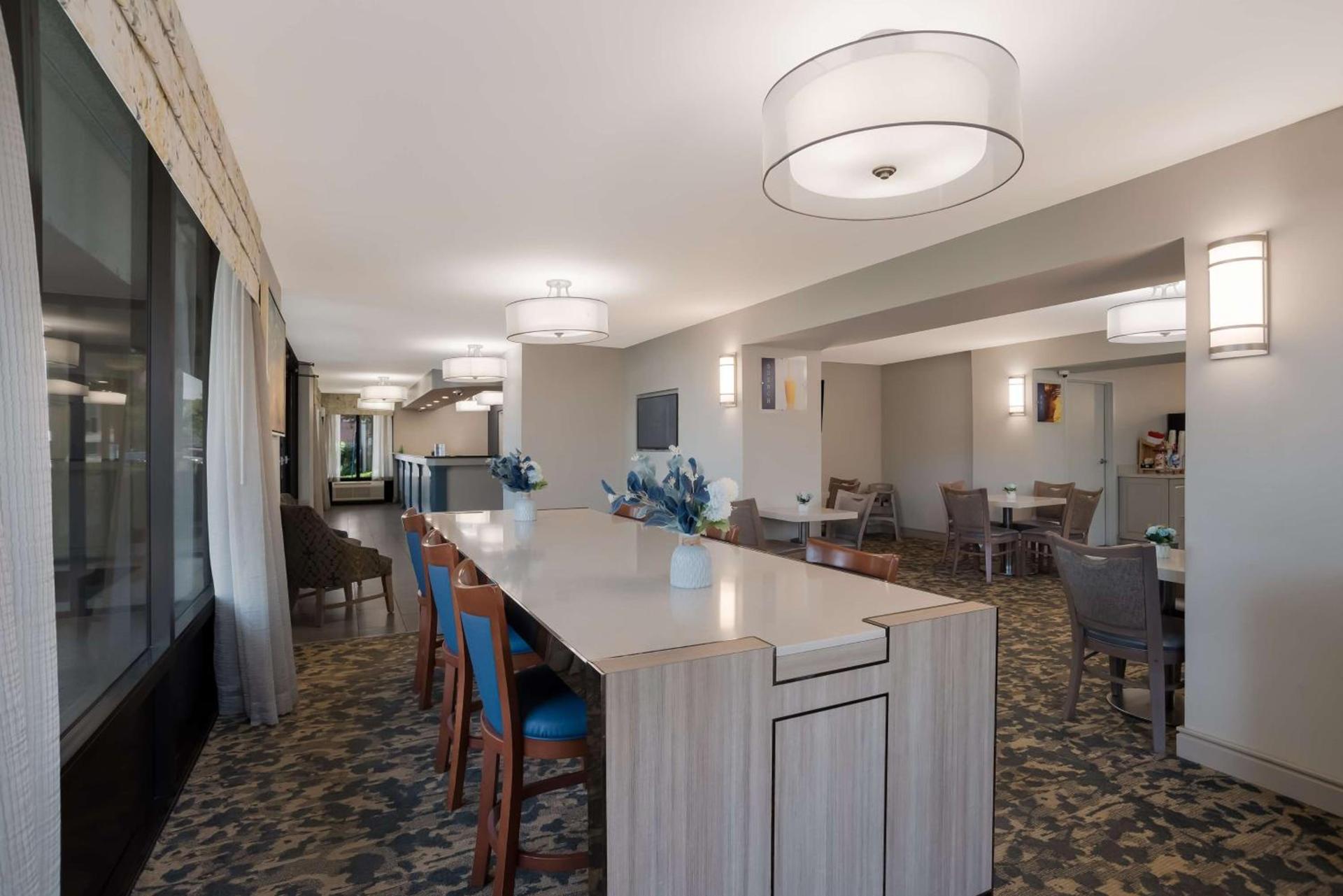 Best Western Flagship Inn photo 4