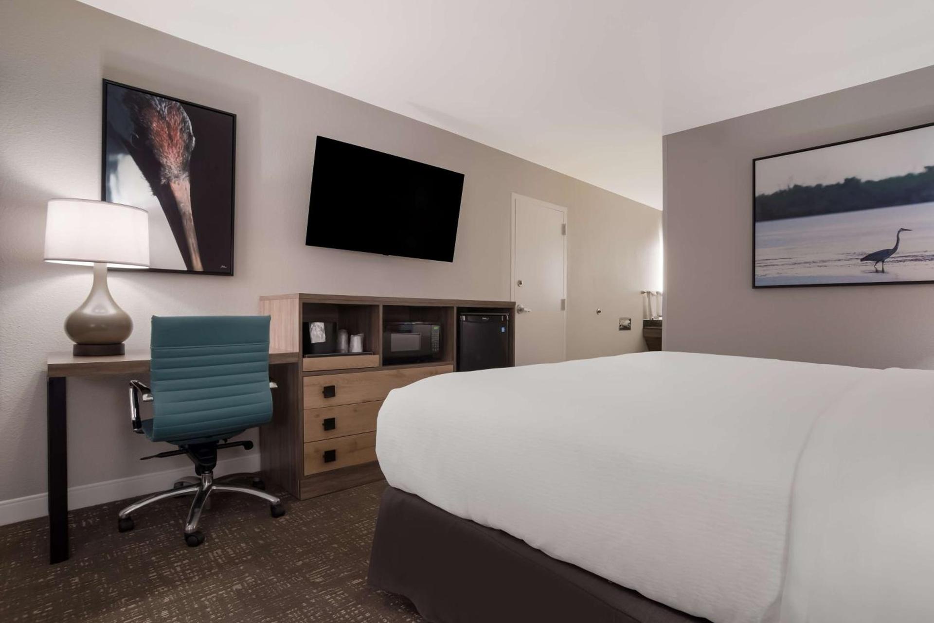 Best Western Flagship Inn photo 13