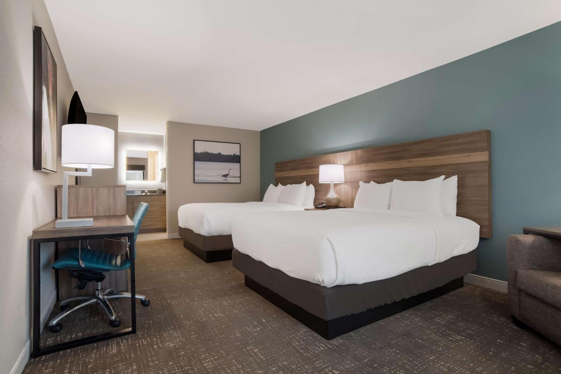 Best Western Flagship Inn photo 6