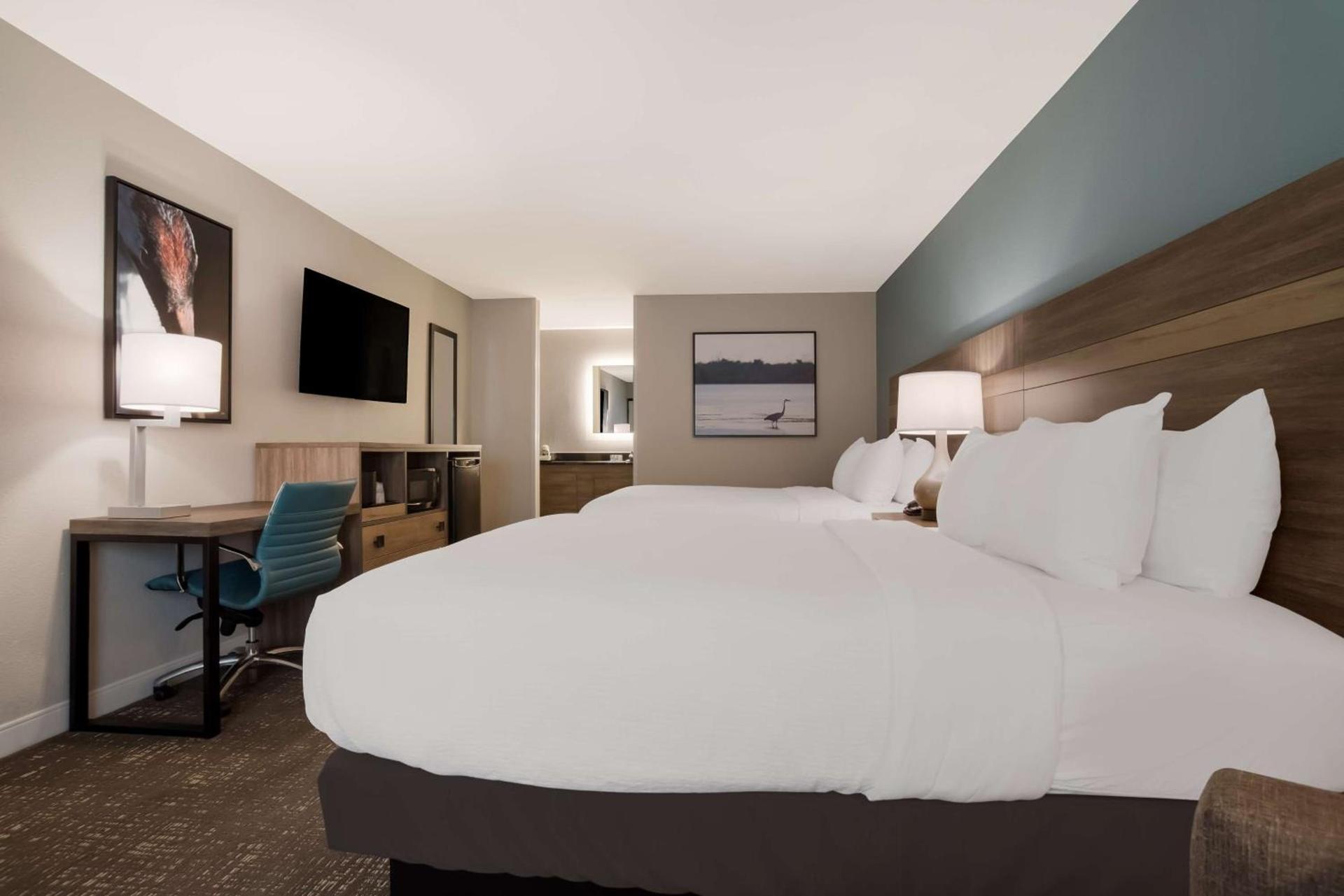 Best Western Flagship Inn photo 14
