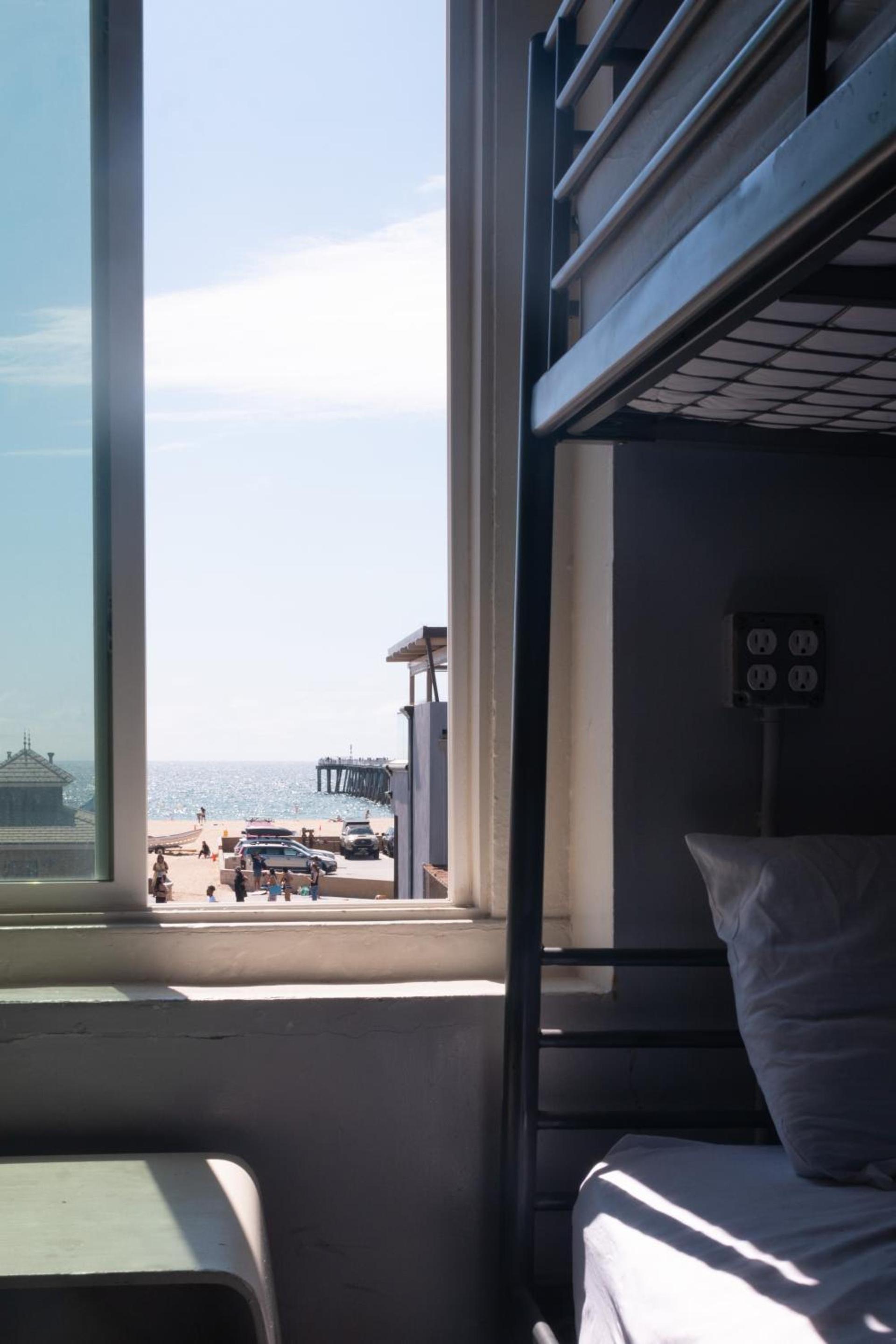 ITH Hermosa Beach Surf Hostel LAX photo 63