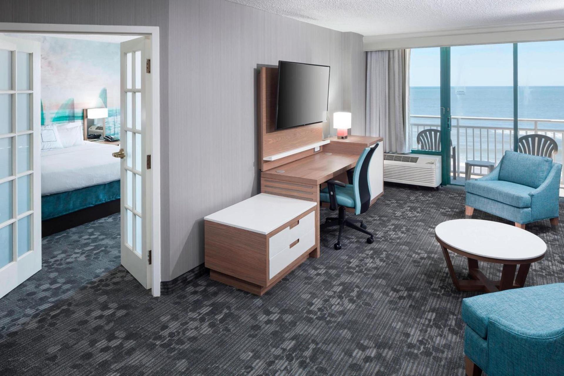 Courtyard by Marriott Virginia Beach Oceanfront-South photo 14