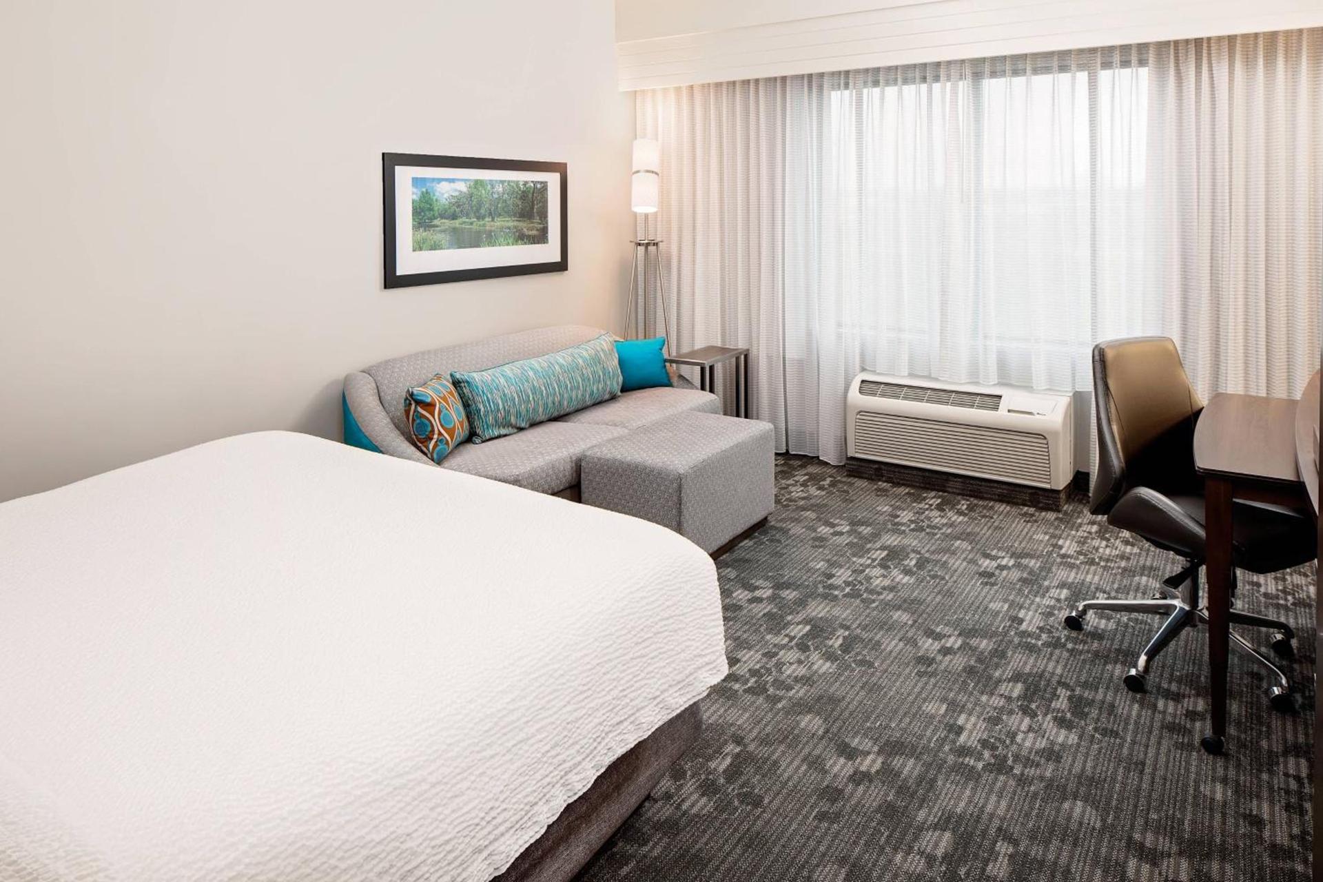 Courtyard by Marriott Houma photo 11