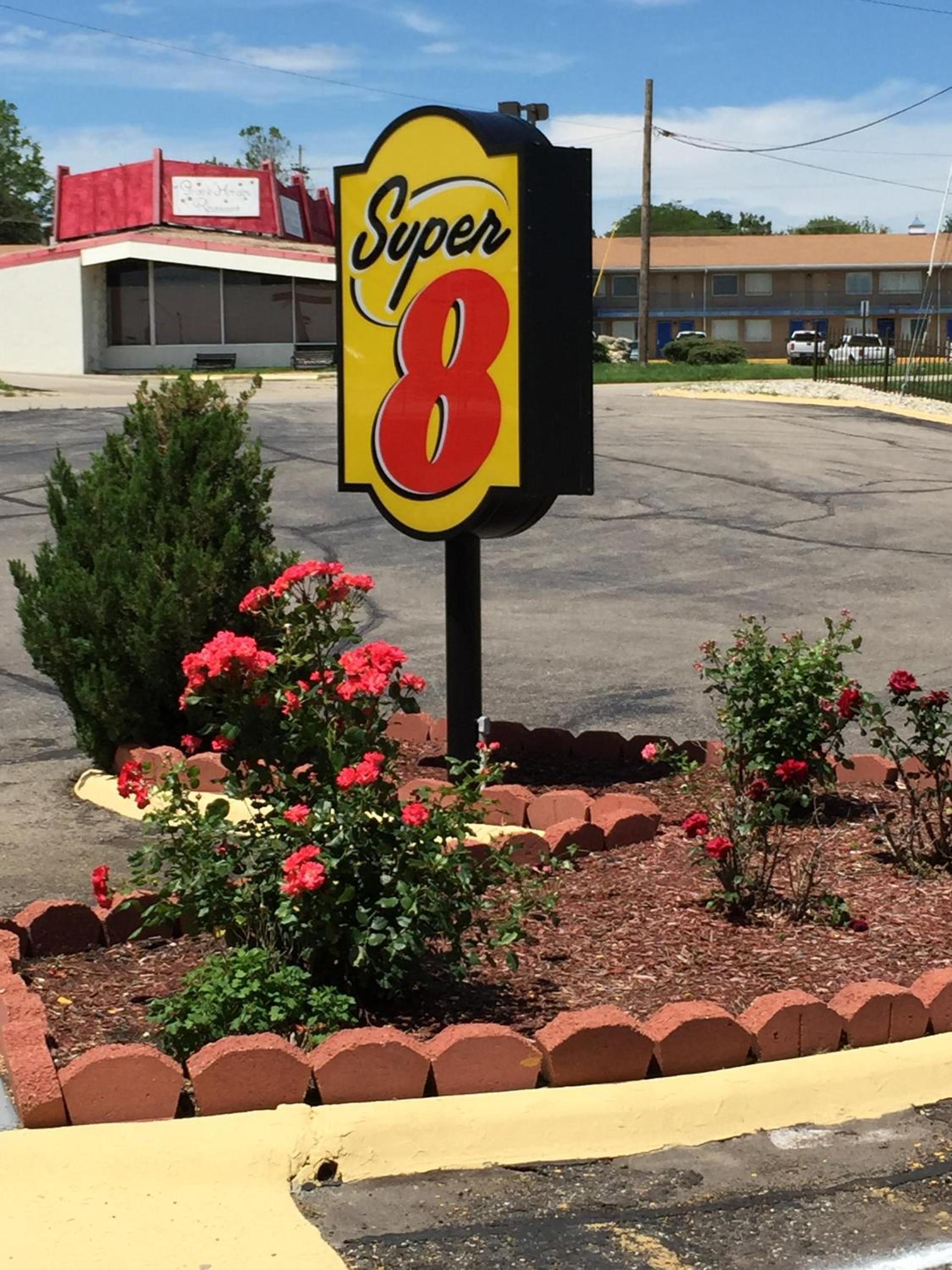 Red Lion Inn & Suites Junction City photo 32