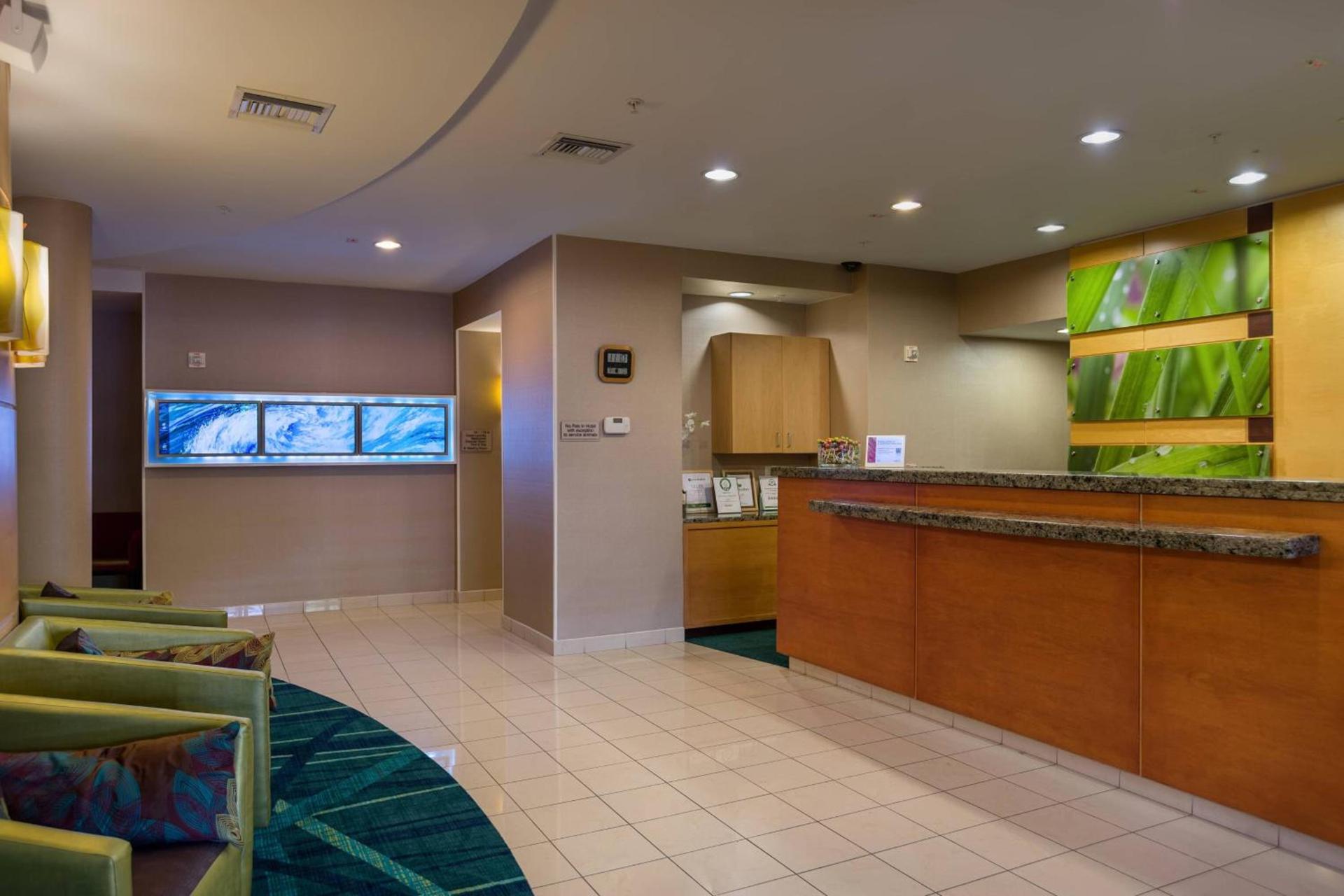 SpringHill Suites St Petersburg Clearwater photo 3