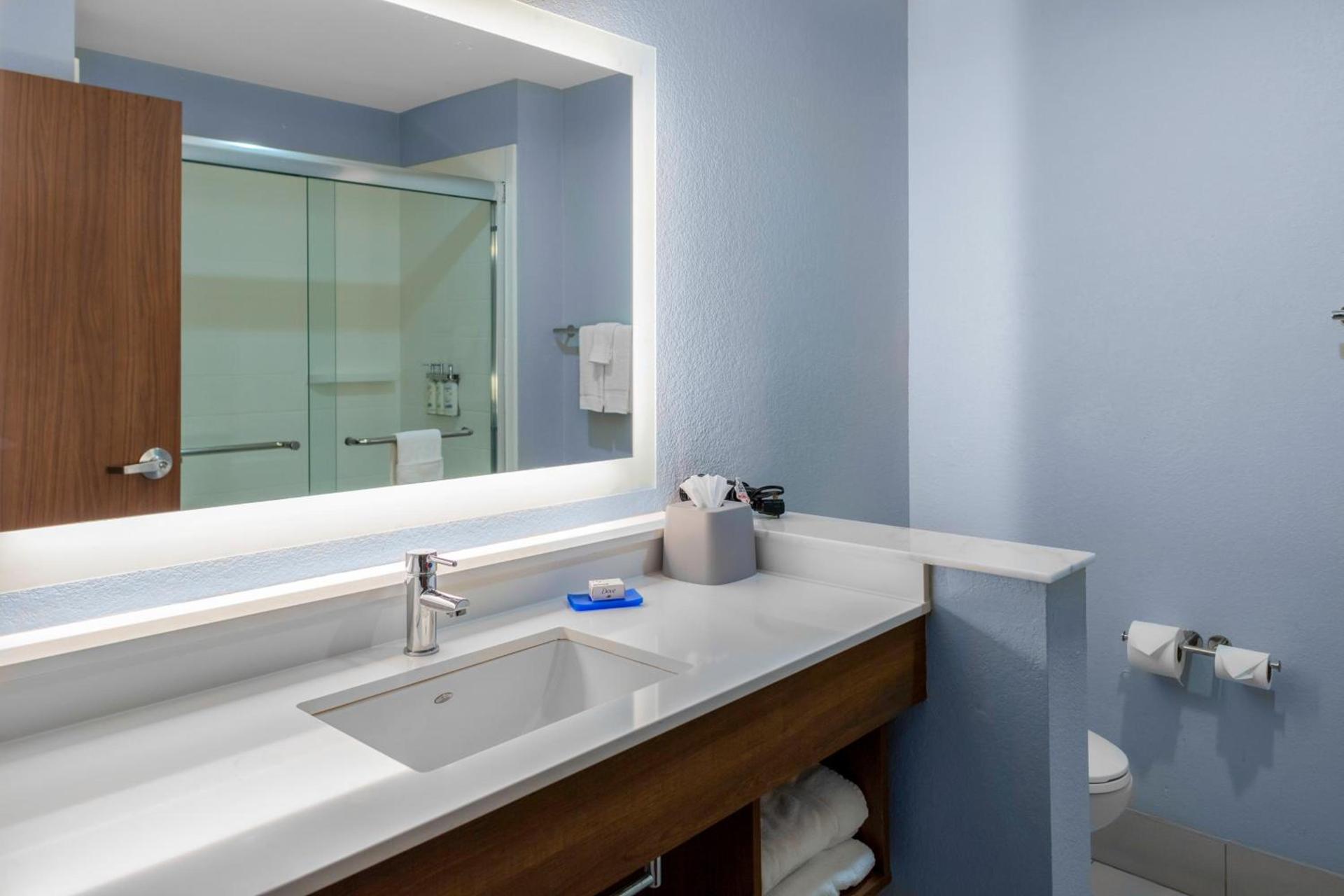 Holiday Inn Express & Suites Leander by IHG photo 19