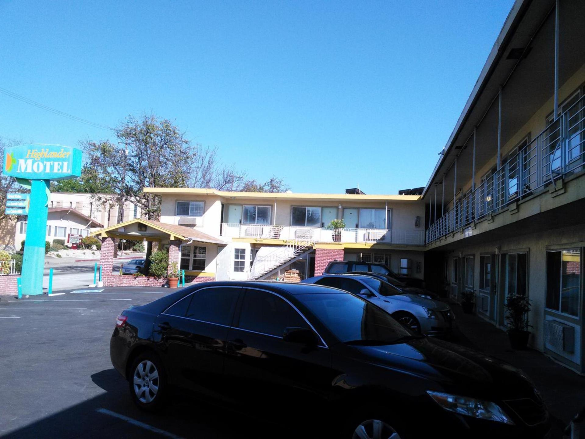 Highlander Motel photo 18