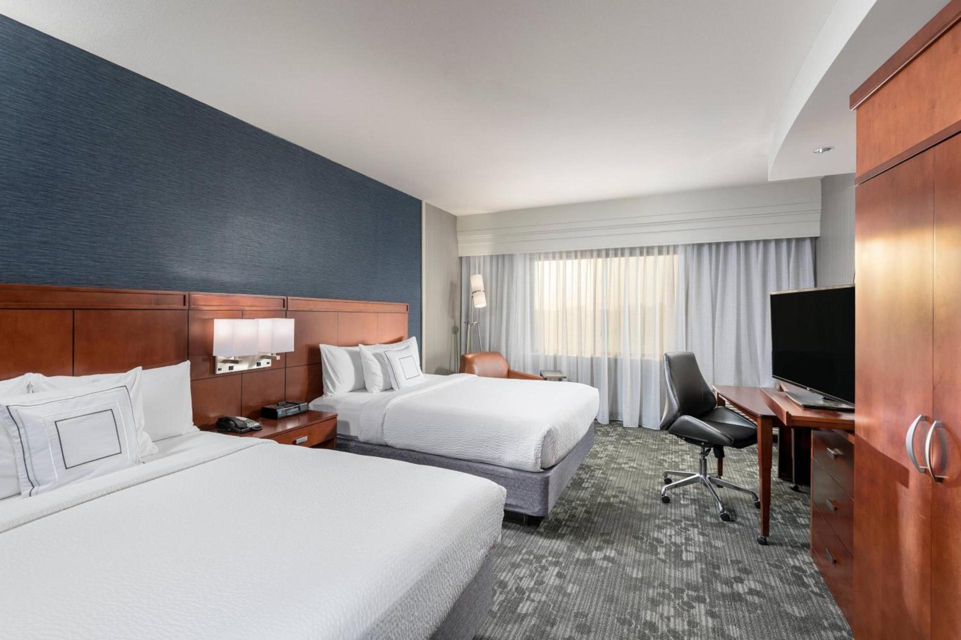 Courtyard by Marriott San Diego Oceanside photo 5