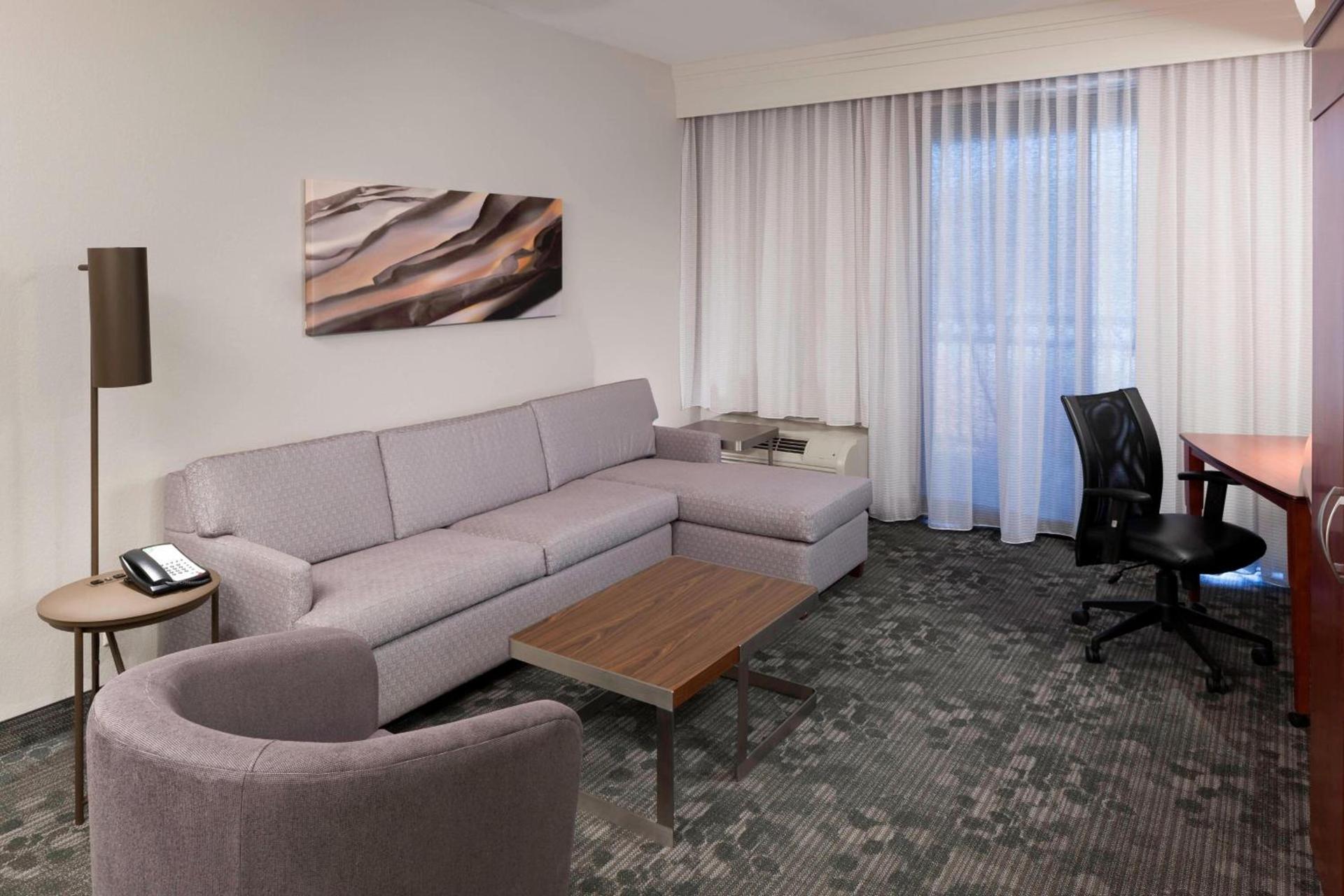 Courtyard by Marriott Franklin Cool Springs photo 13