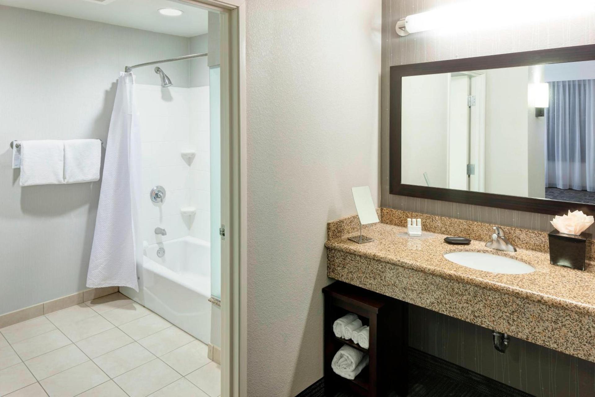 Courtyard by Marriott Franklin Cool Springs photo 20